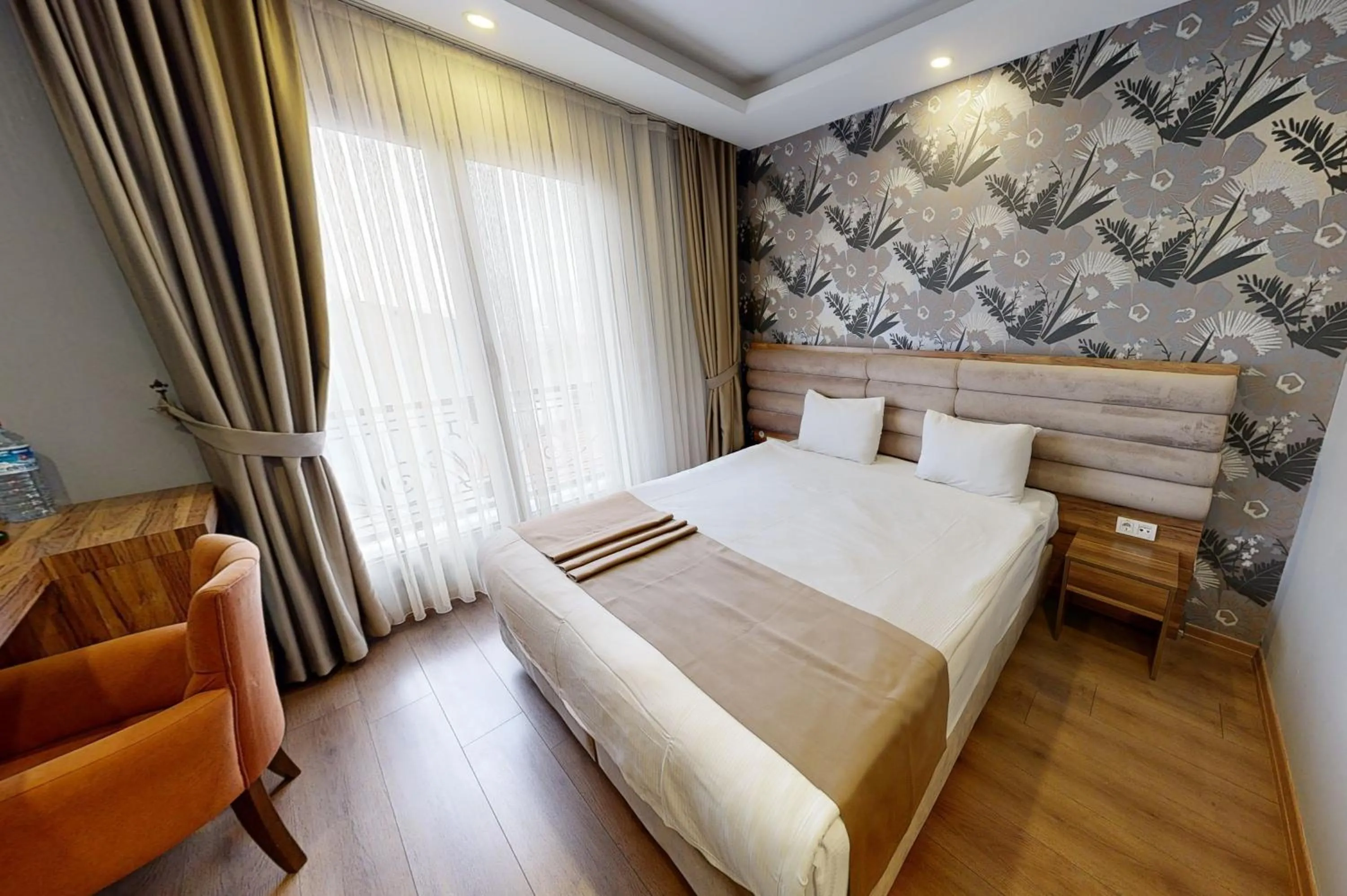 Bed in King City Hotel Istanbul Ataturk Airport