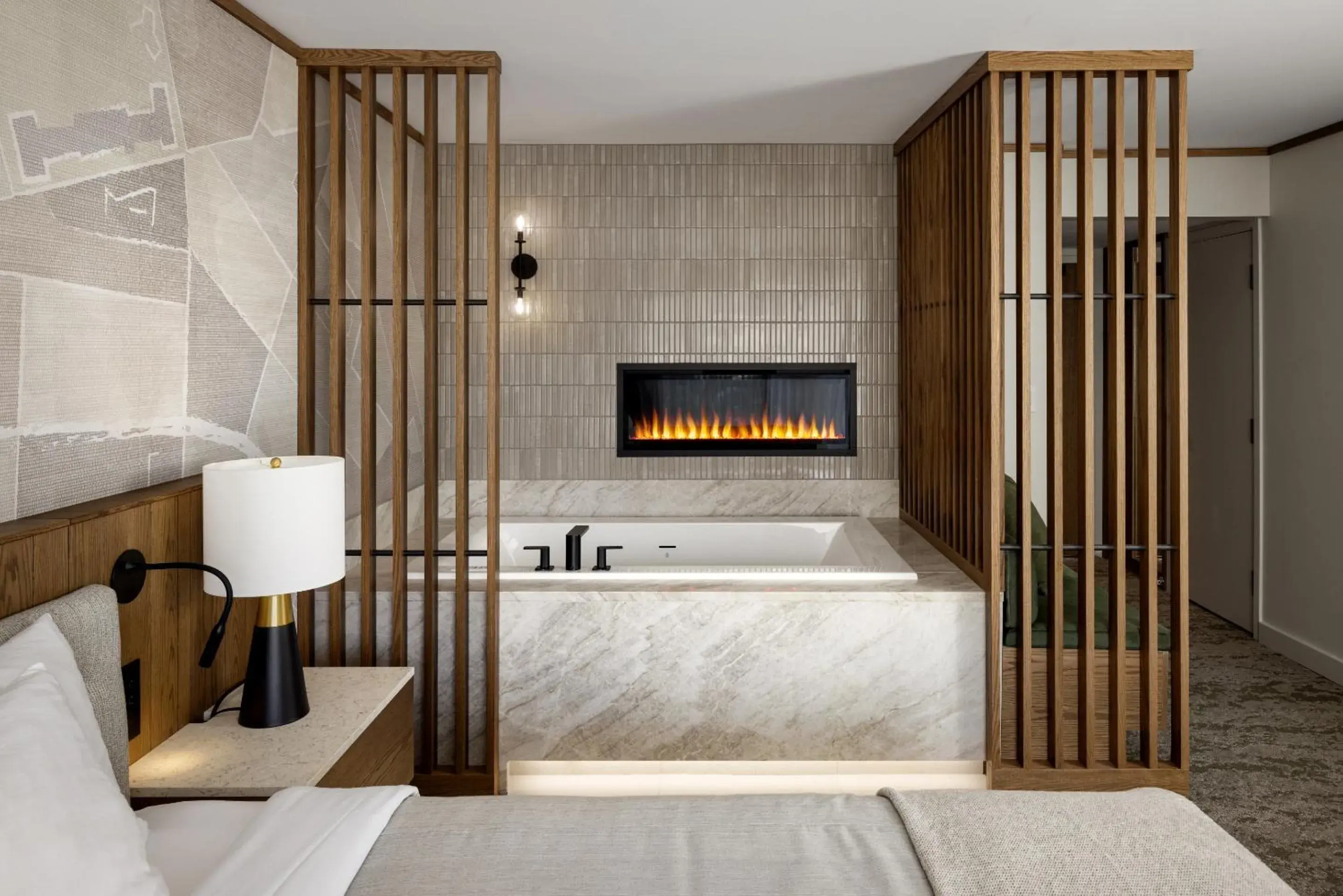 Deluxe King Room with Jacuzzi in Banff Park Lodge Deluxe King Room with Jacuzzi in Banff Park Lodge