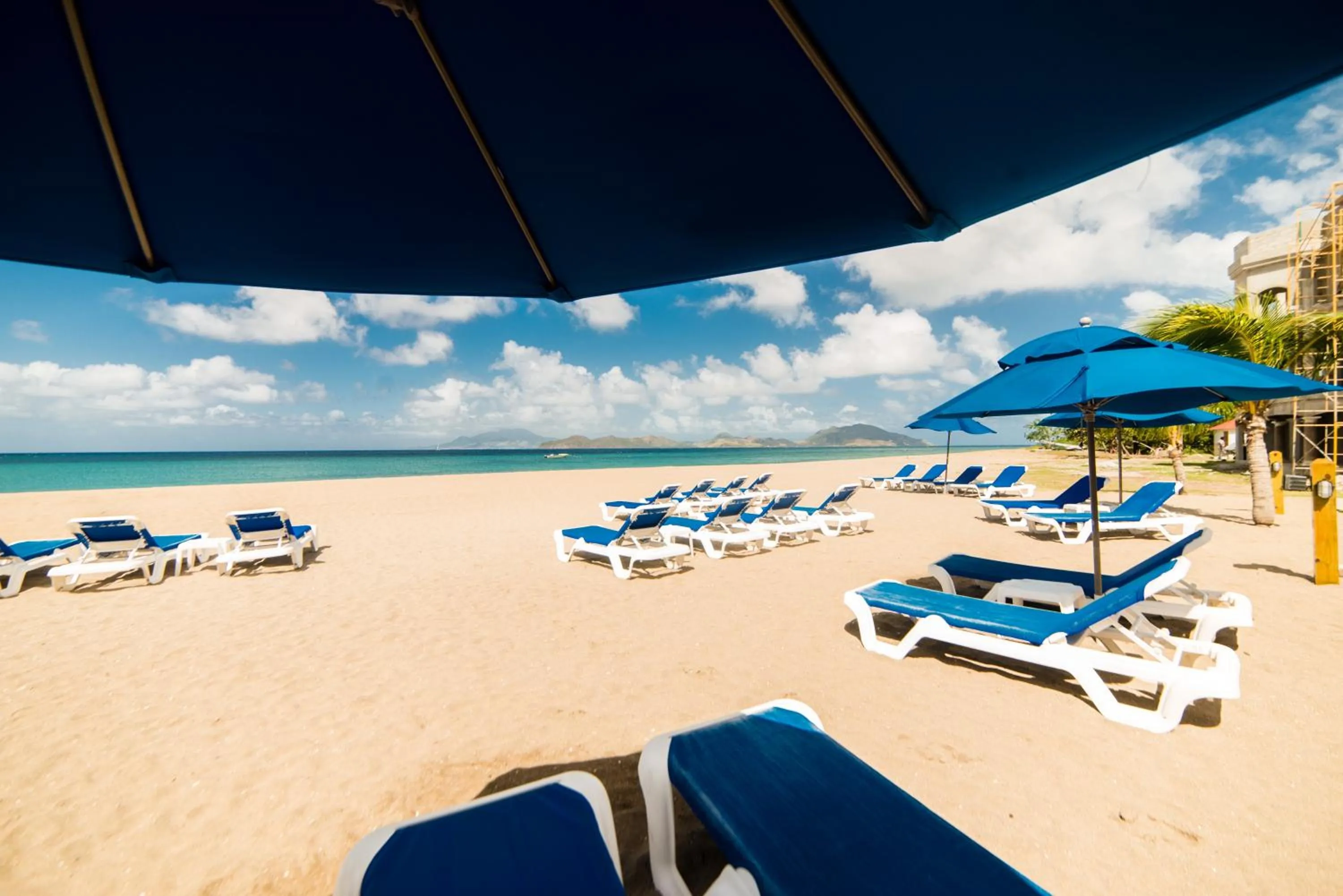 Day in The Hamilton Beach Villas & Spa