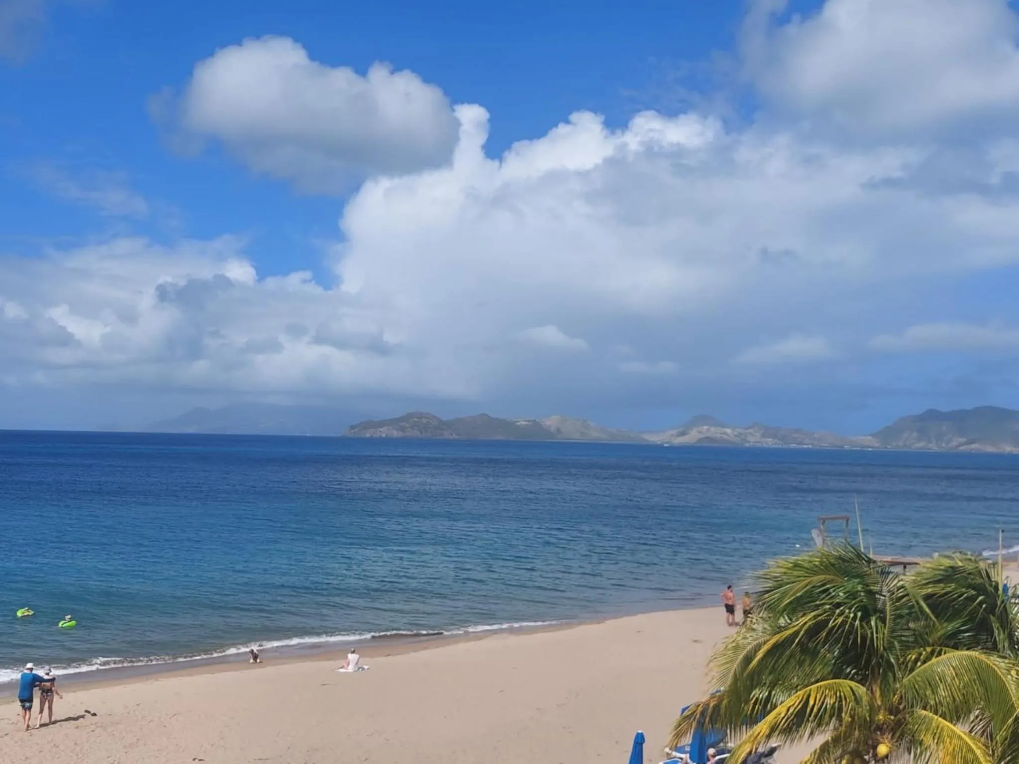 Day in The Hamilton Beach Villas & Spa