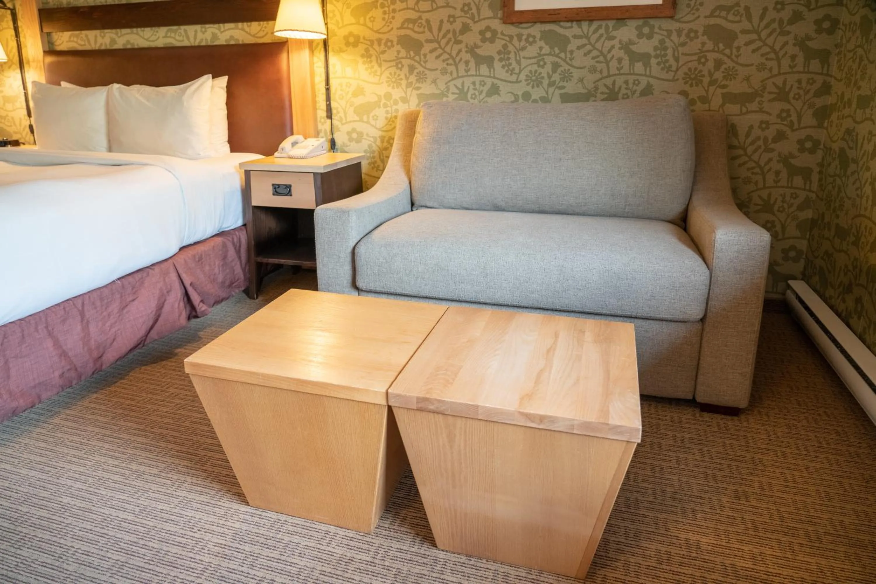 Seating area, Bed in Fox Hotel and Suites