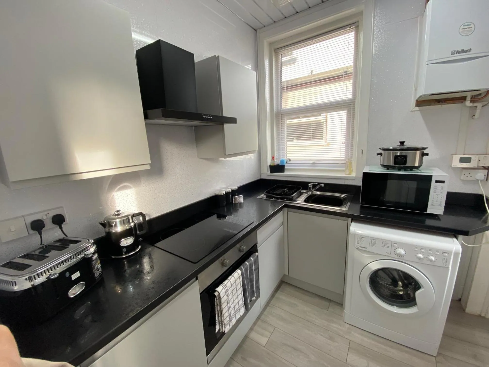 Kitchen or kitchenette in Blackpool Abode - 124 Elite Apartments