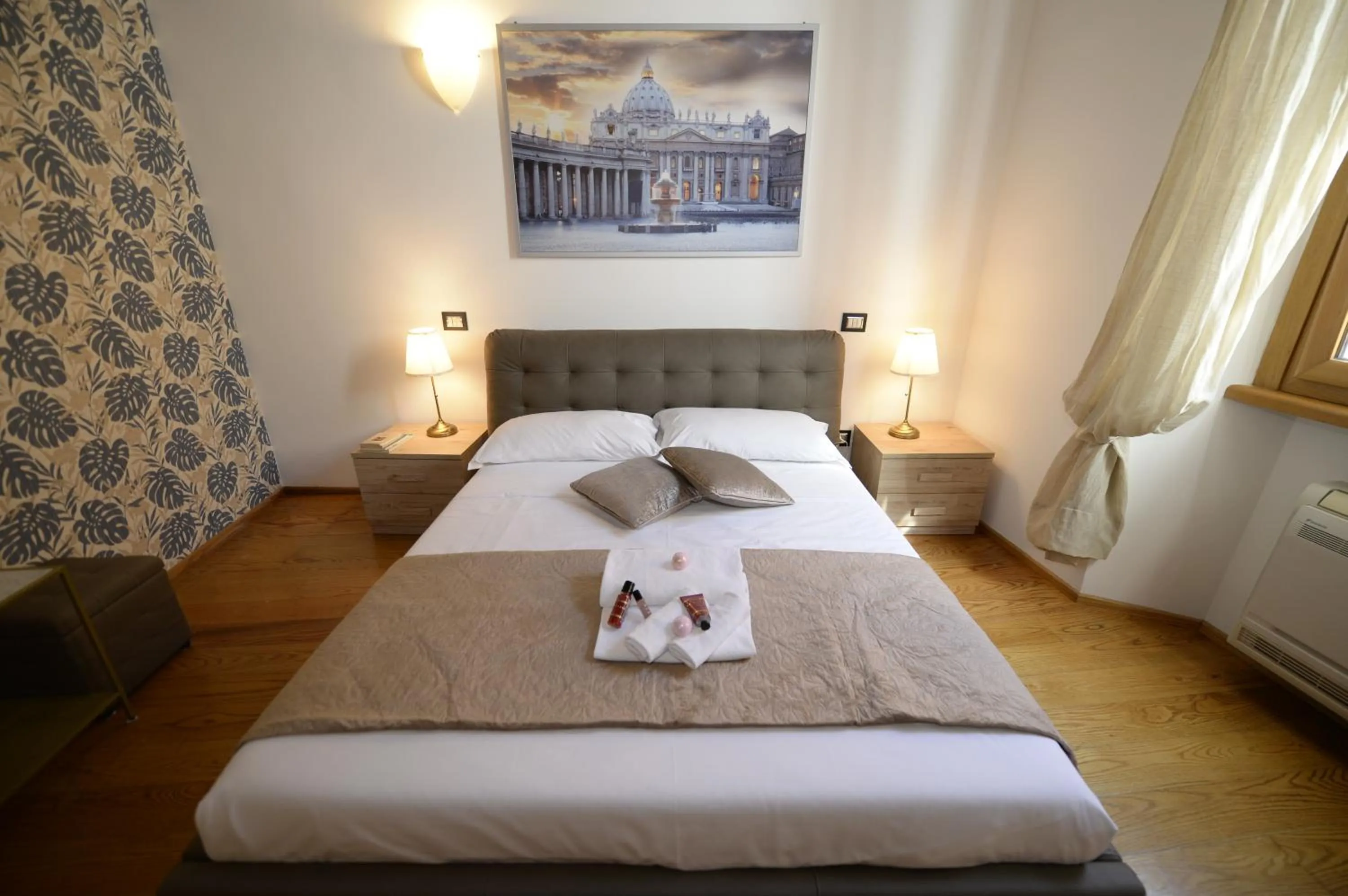 Bedroom, Bed in Campo De Fiori Relais