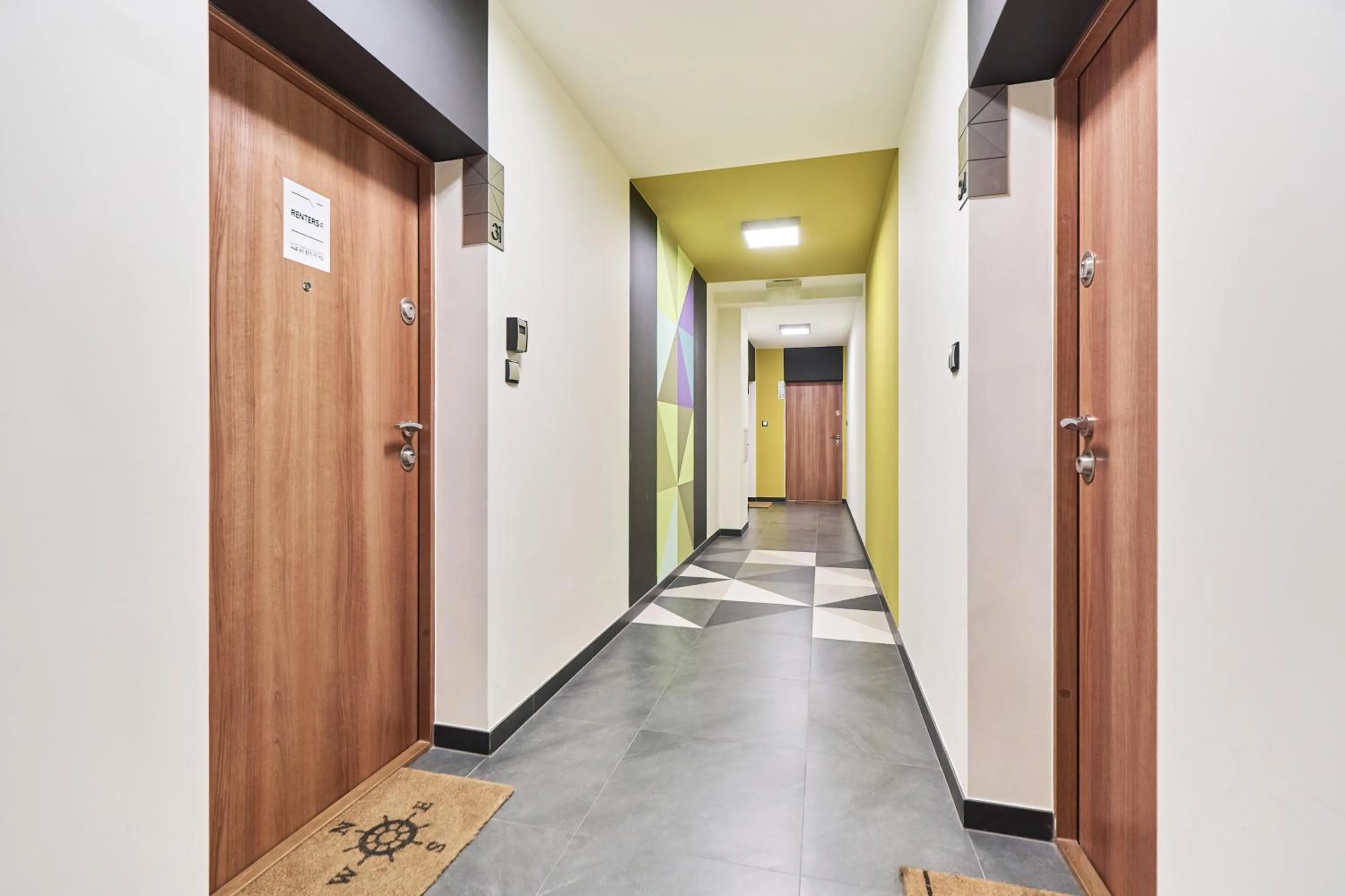 Property building in Nowa Tęczowa Apartments Promenada Staromiejska by Noclegi Renters