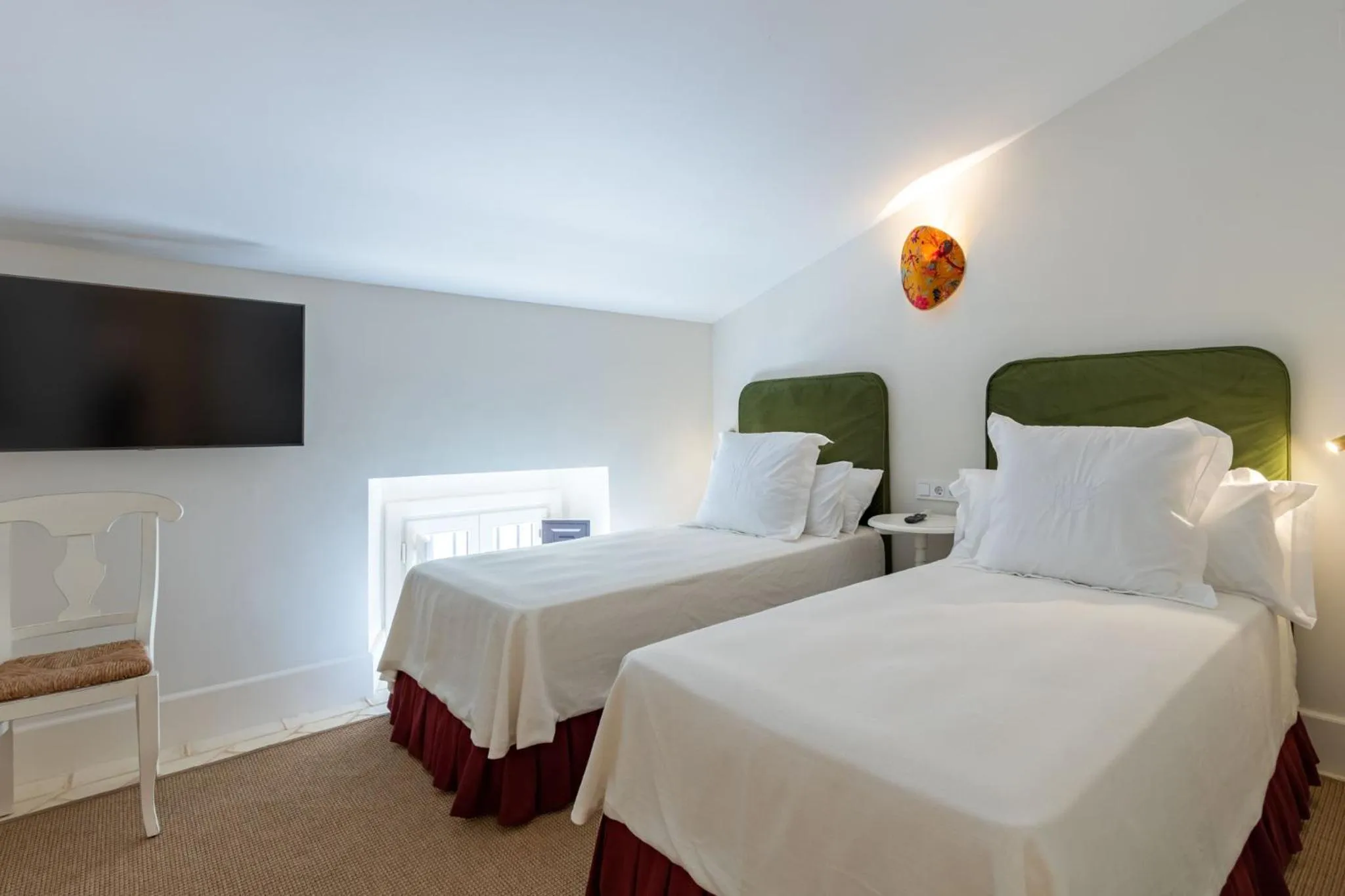 Bed in Casa de la Moneda Residences Sevilla