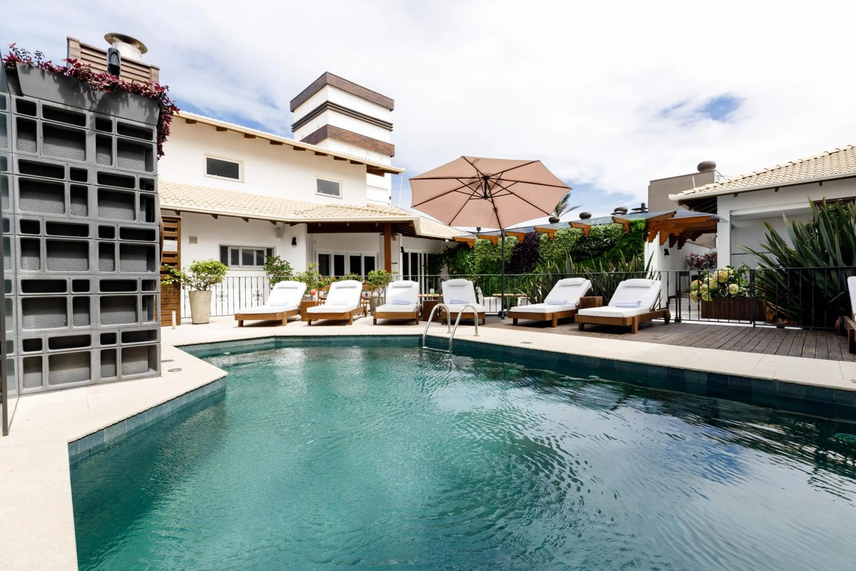 Swimming pool in Villa d'Ozio Hotel e Cucina