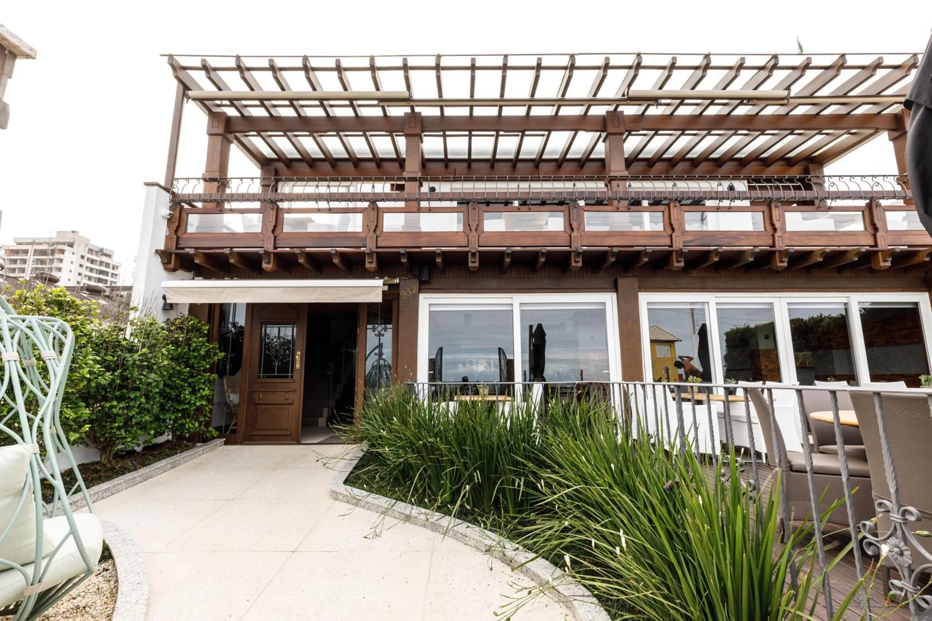 Facade/entrance in Villa d'Ozio Hotel e Cucina