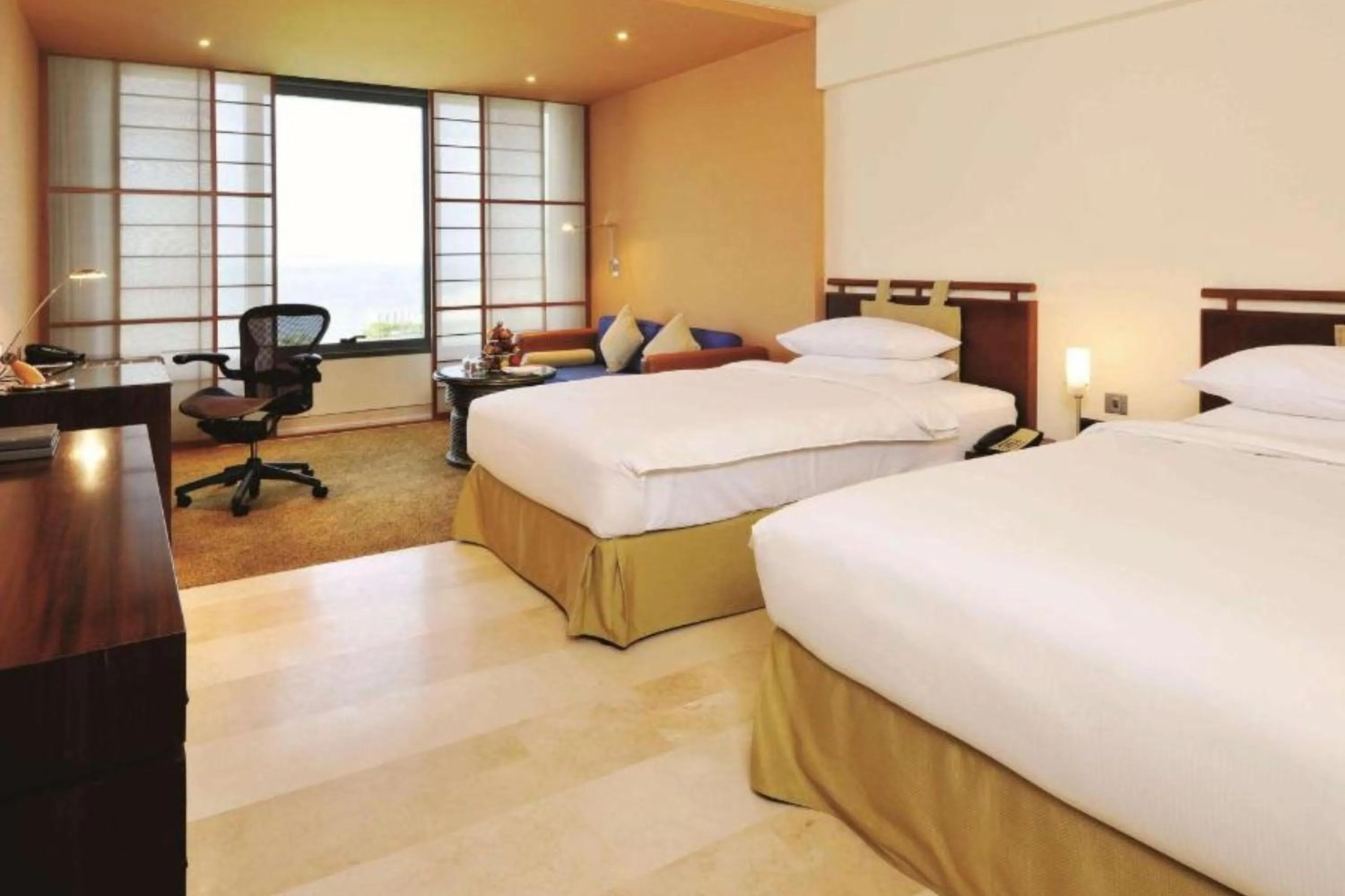 Bed in Hilton Kuwait Resort