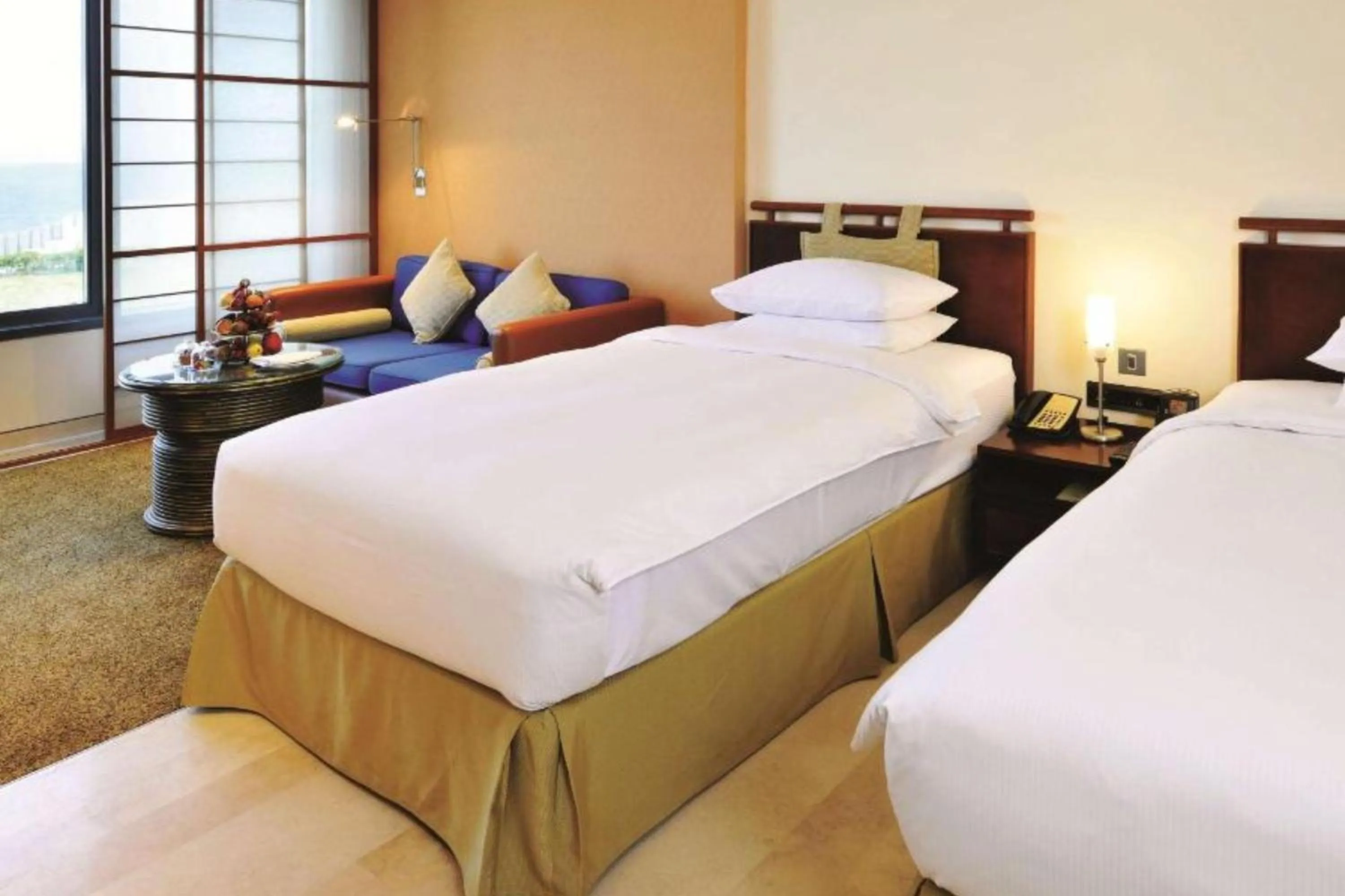 Bed in Hilton Kuwait Resort