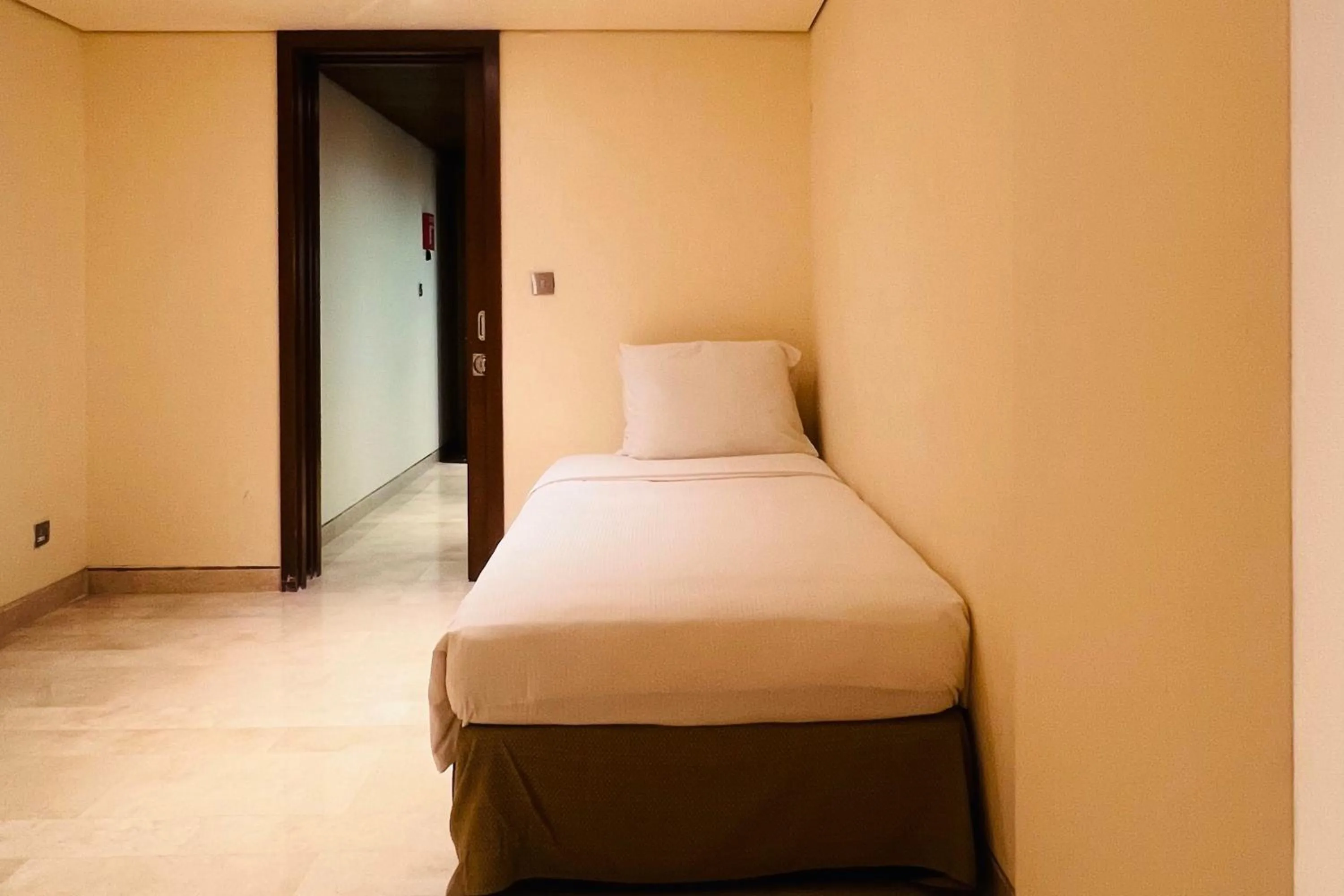 Bed in Hilton Kuwait Resort