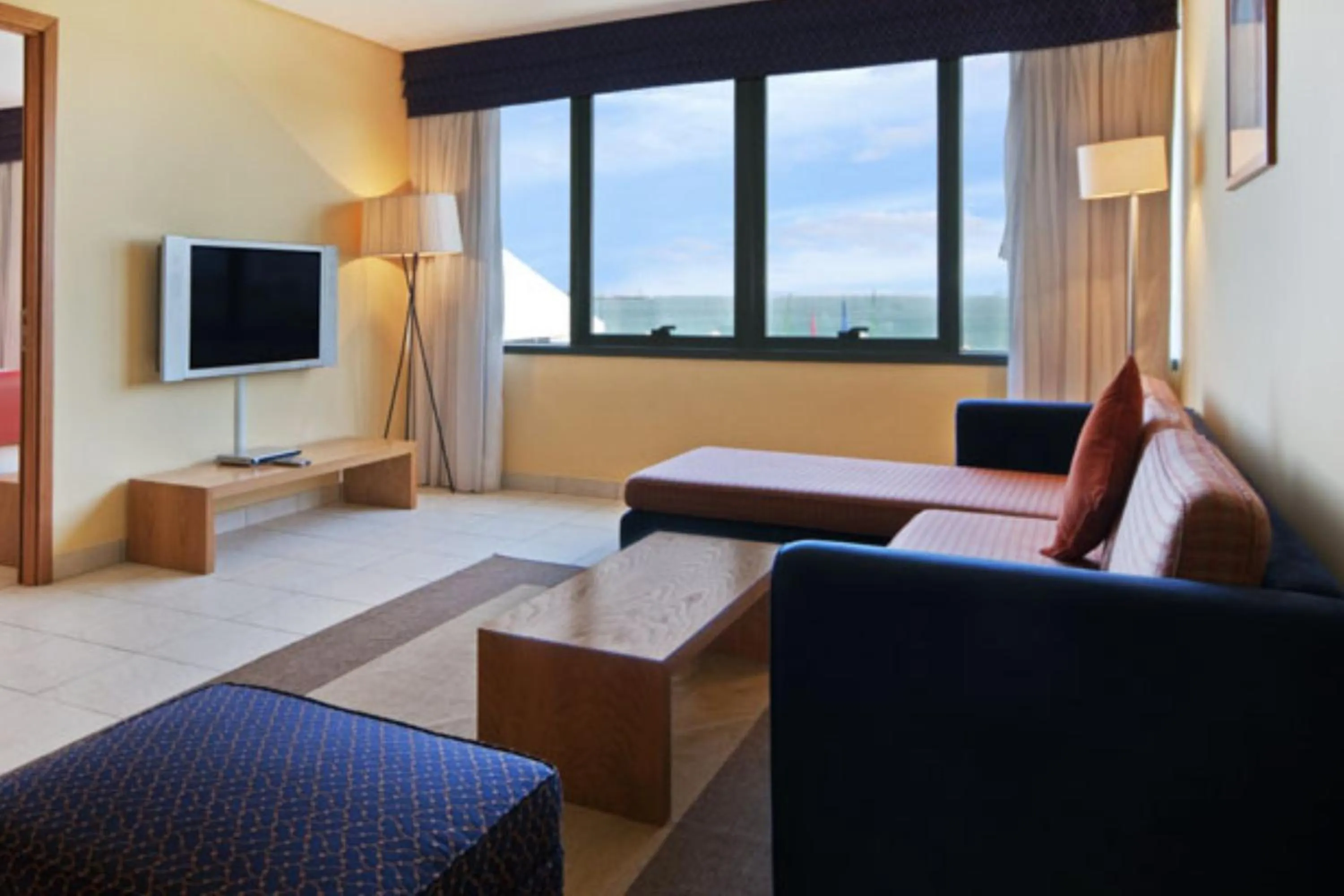 Living room, Seating Area in Hilton Kuwait Resort