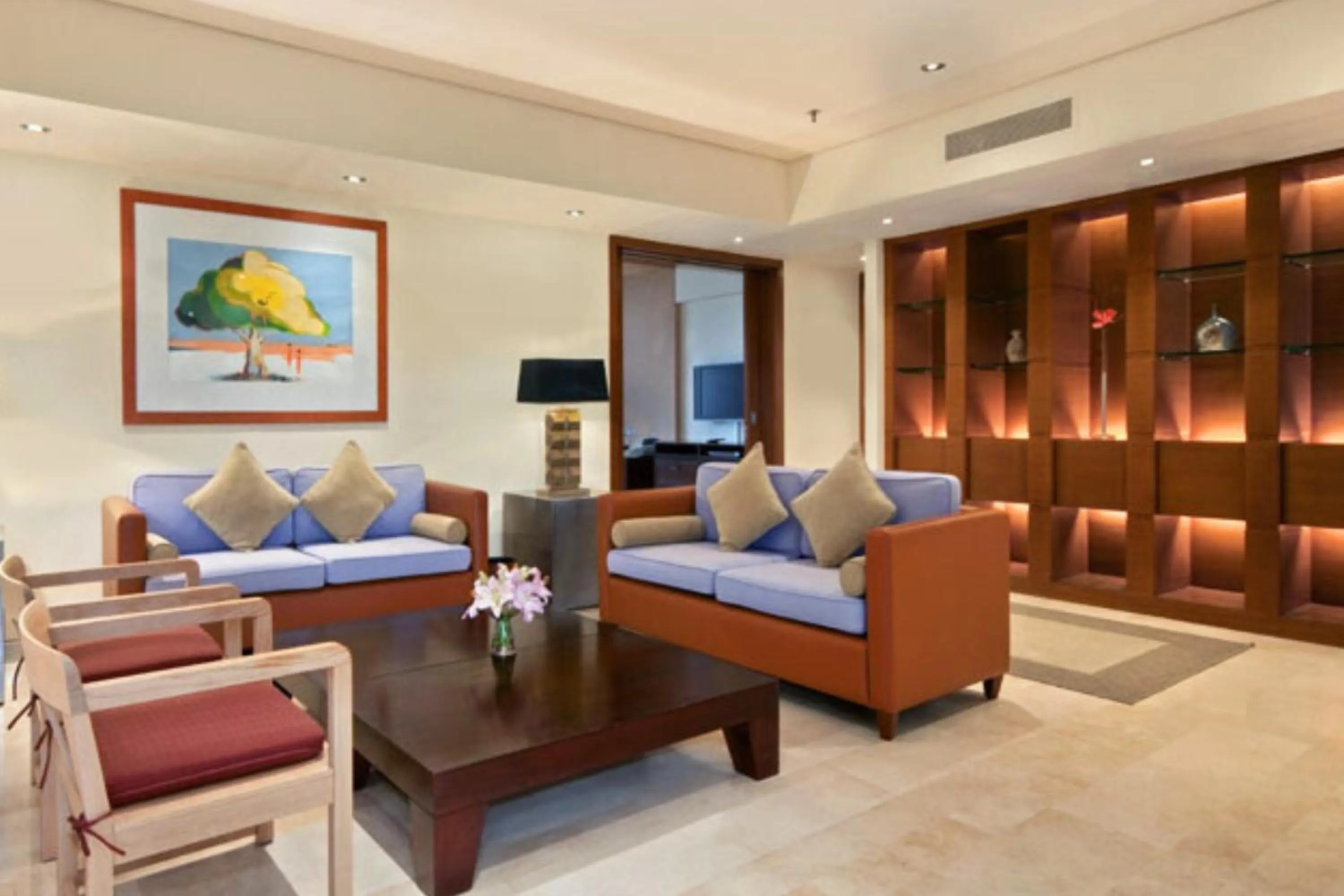 Living room, Seating Area in Hilton Kuwait Resort