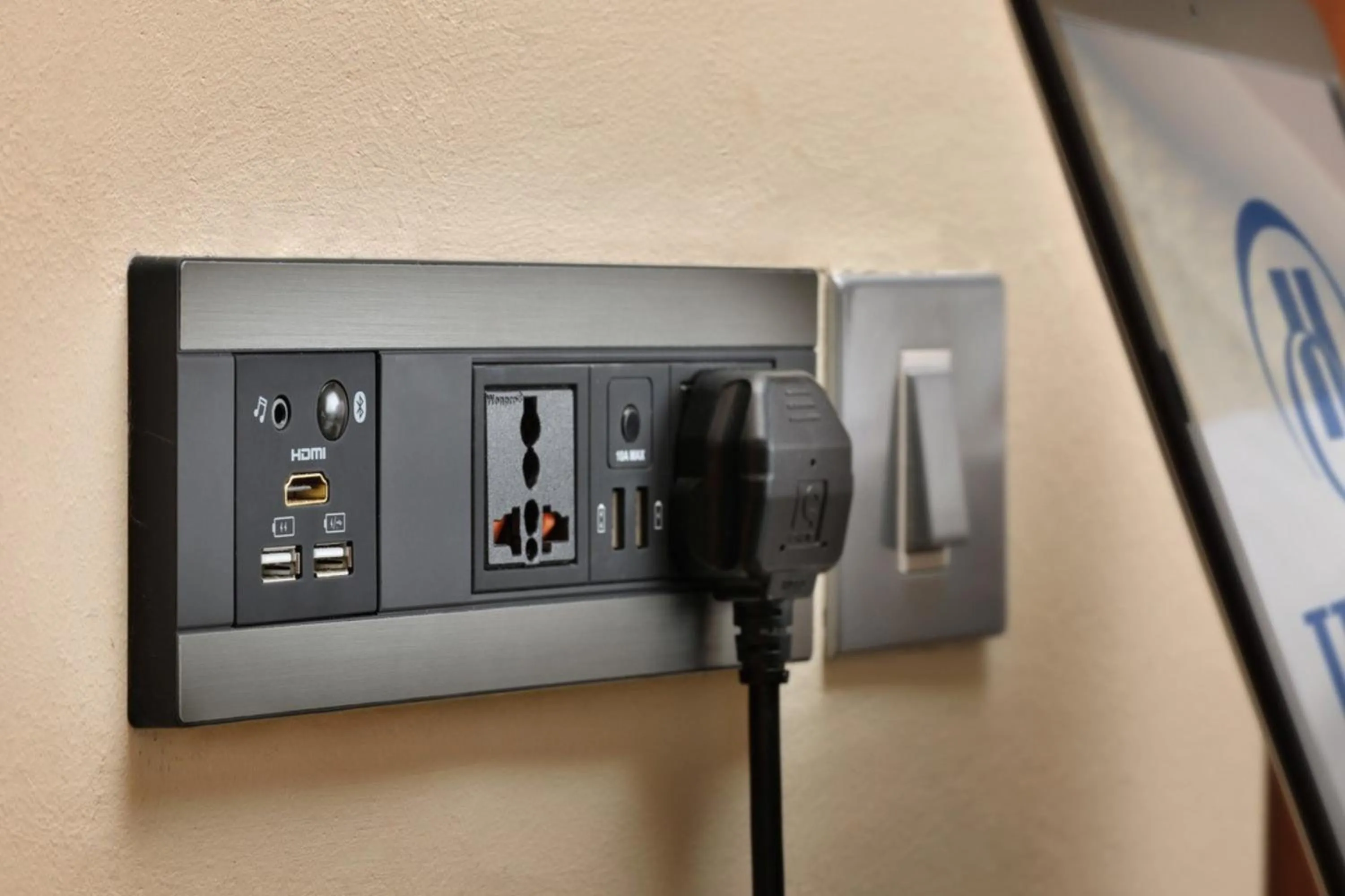 locker, Floor Plan in Hilton Kuwait Resort