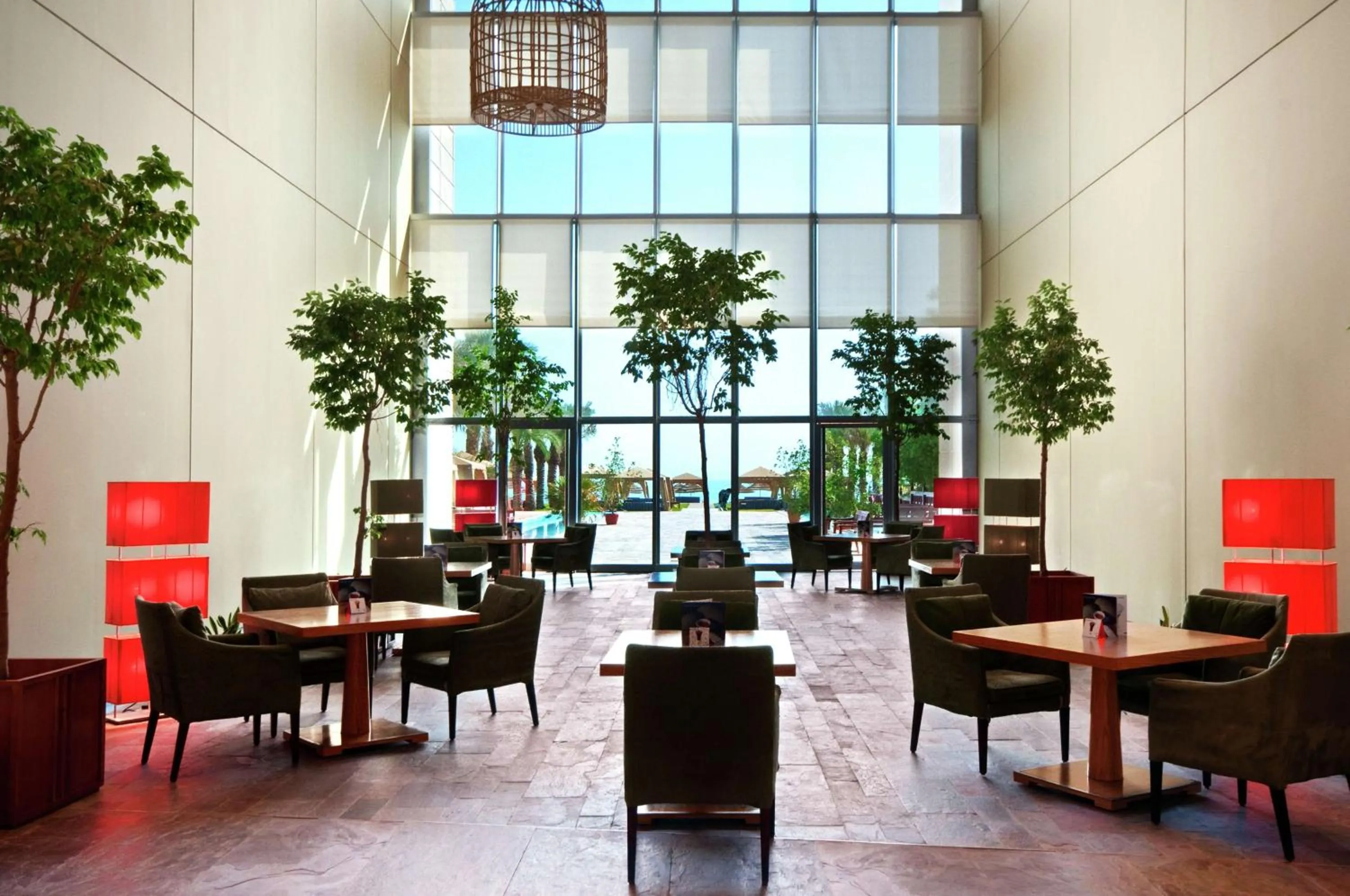 Restaurant/Places to Eat in Hilton Kuwait Resort