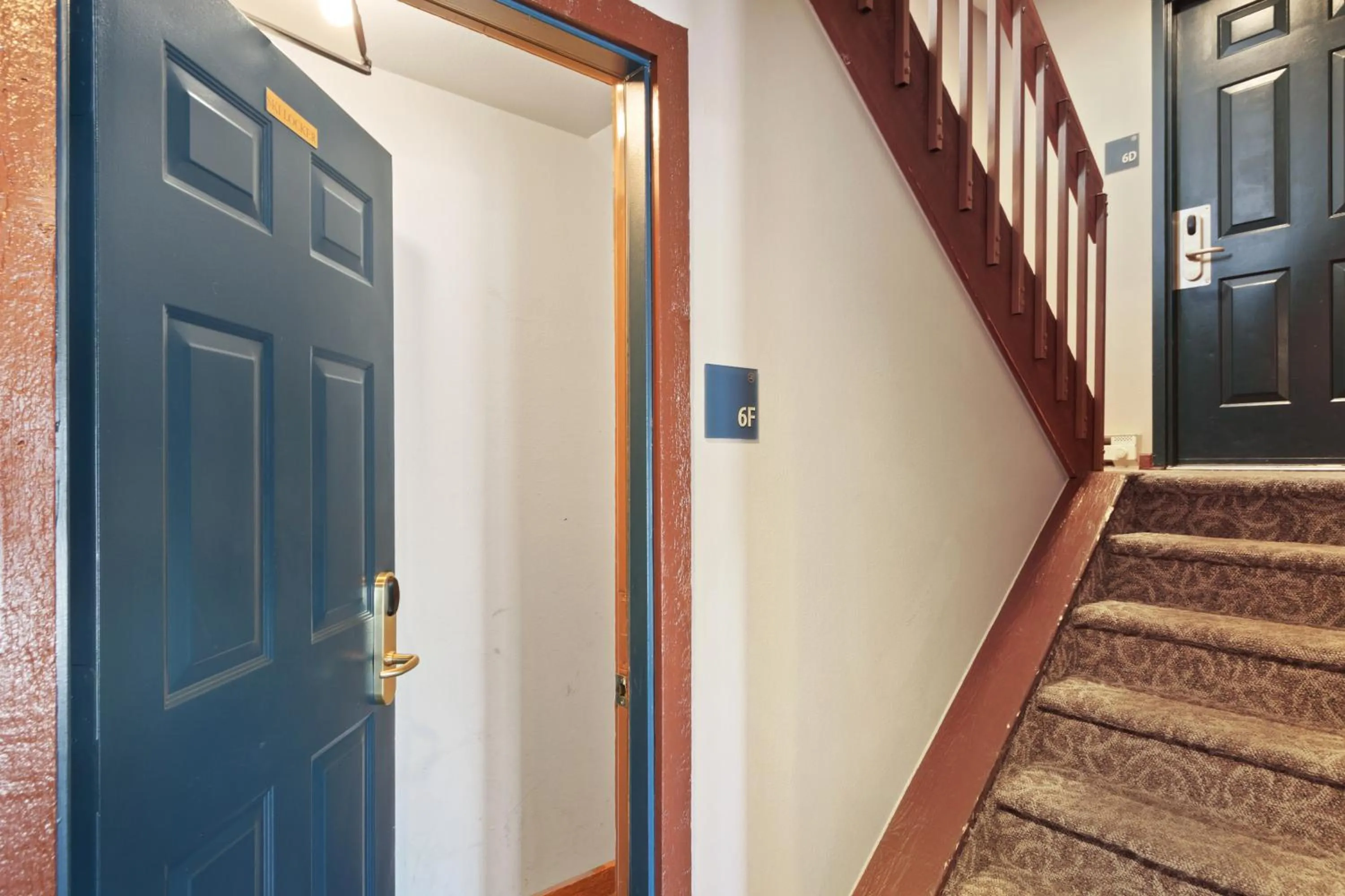 Facade/entrance in Gold Point Resort Breckenridge by Vacatia