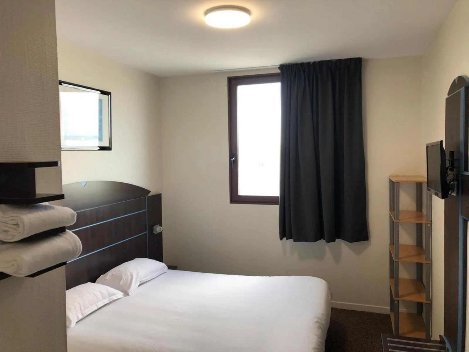 Bed in BRAUCOL Hotel