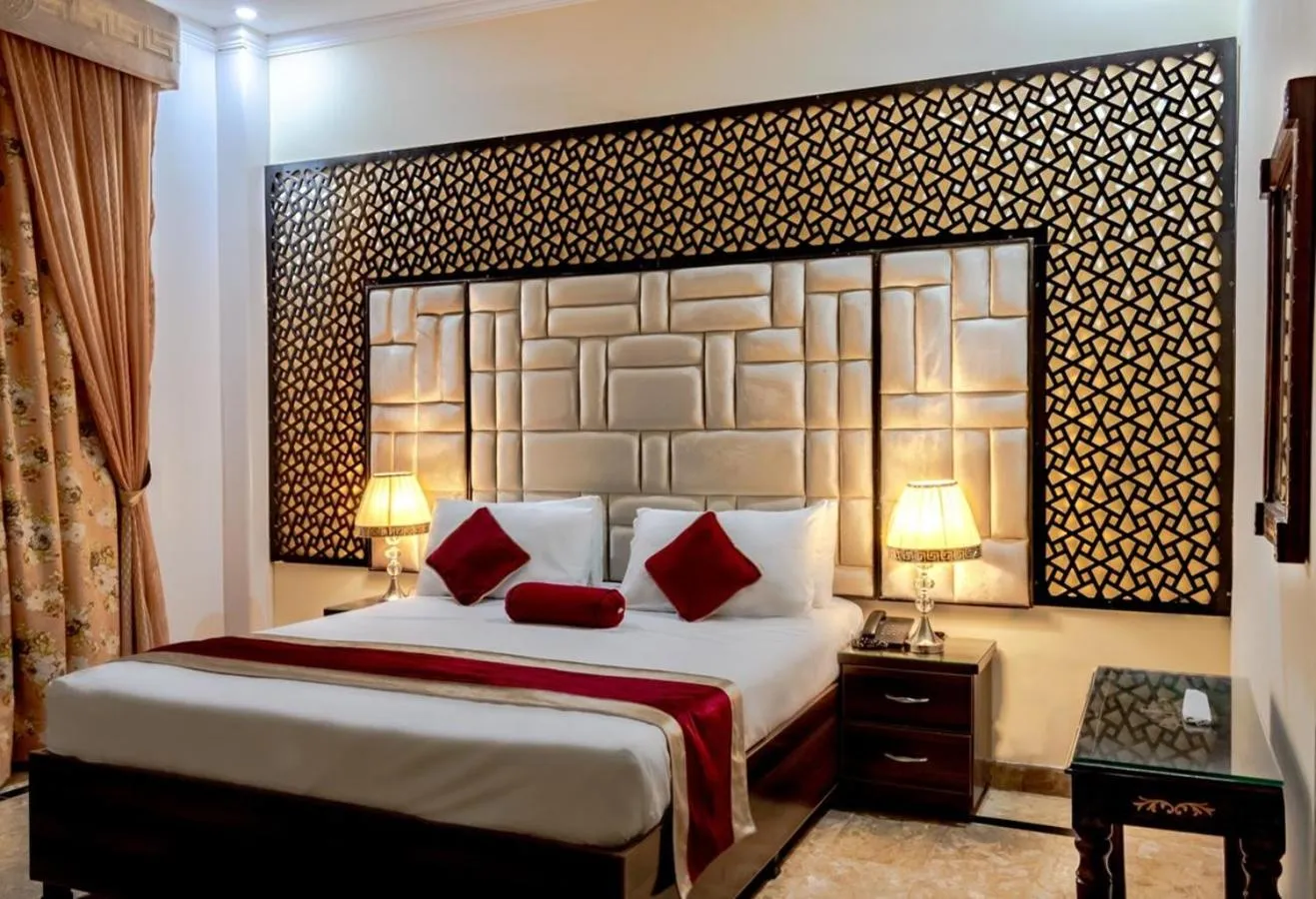 Bed in Rose Palace Hotel, Gulberg