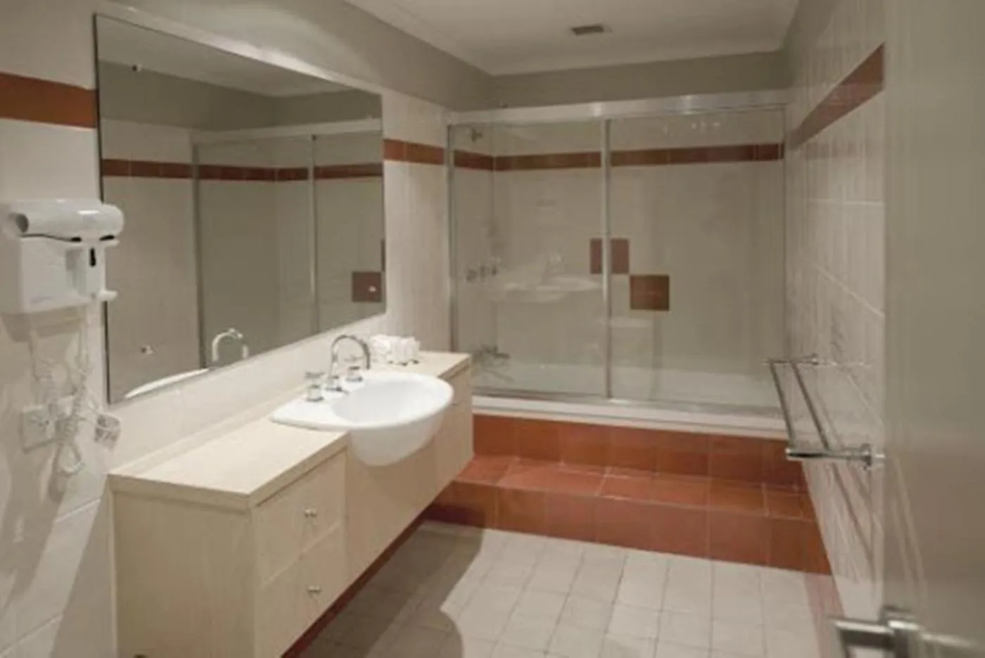 Toilet in Rose Palace Hotel, Gulberg