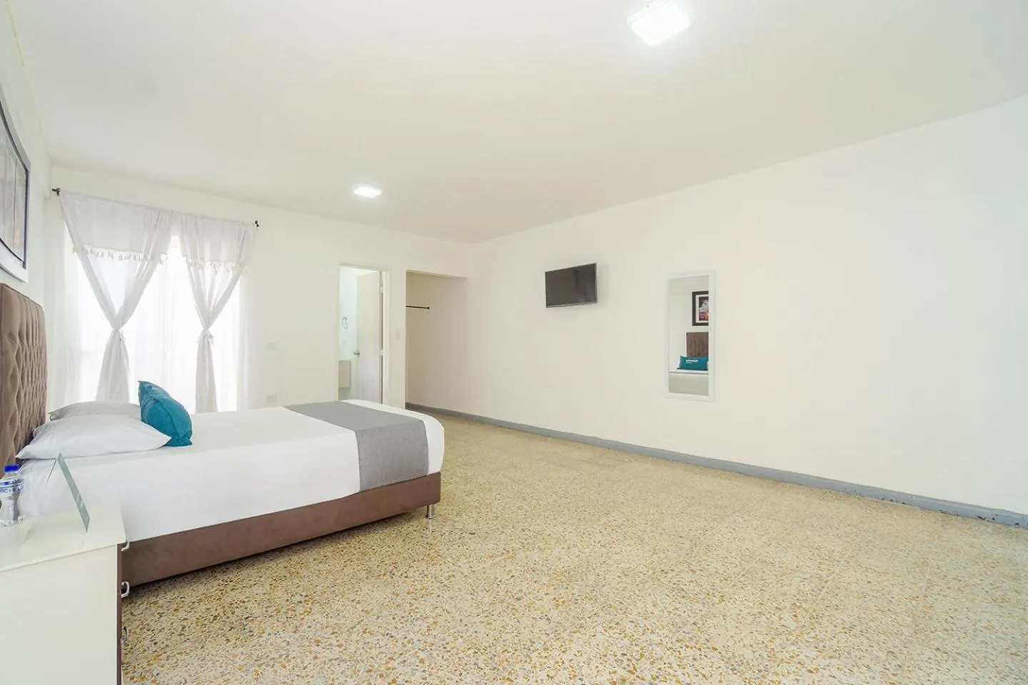 Photo of the whole room, Bed in Ayenda Hotel Paraiso Chipichape