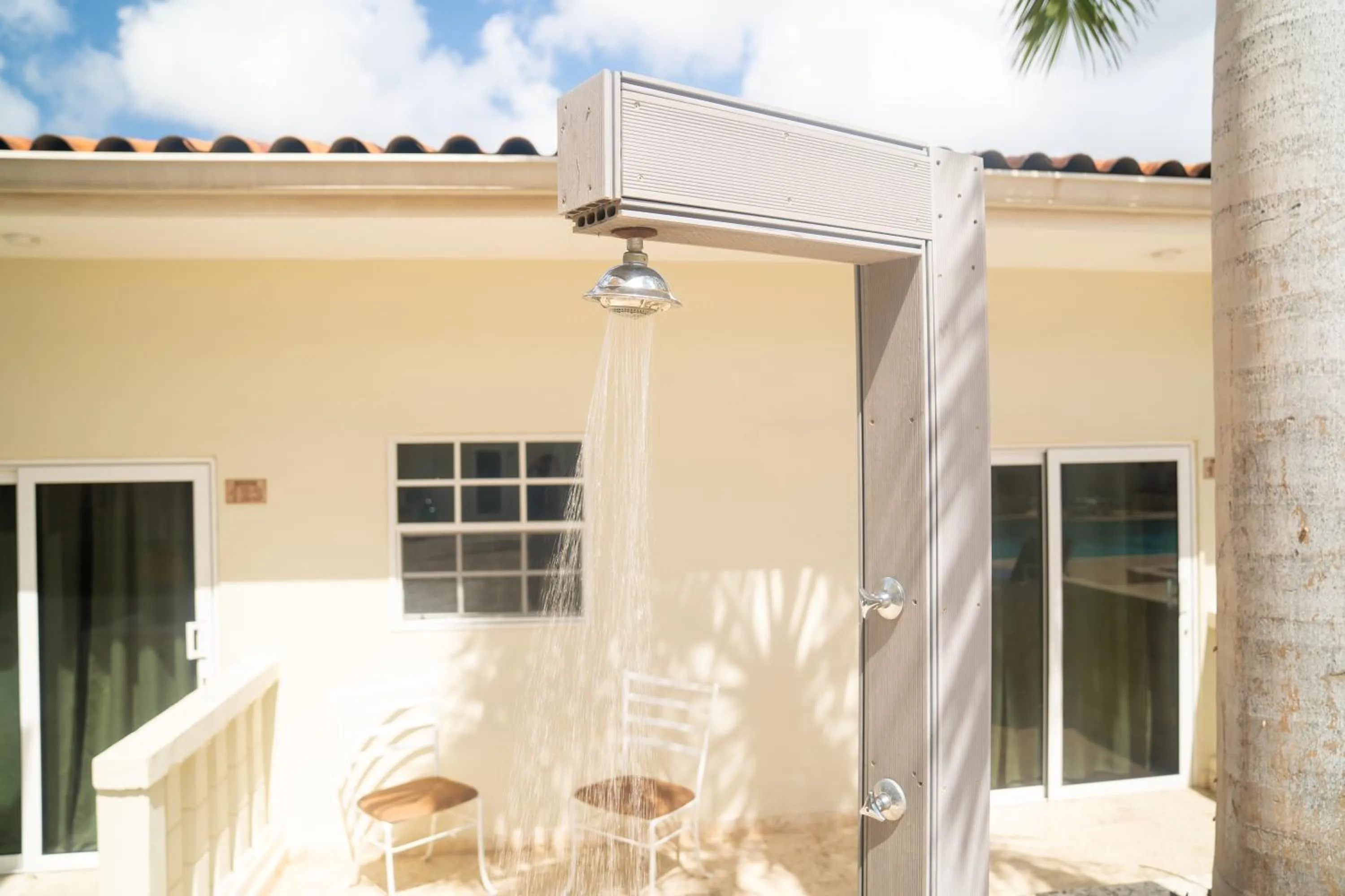 Patio in Delynne Boutique Hotel