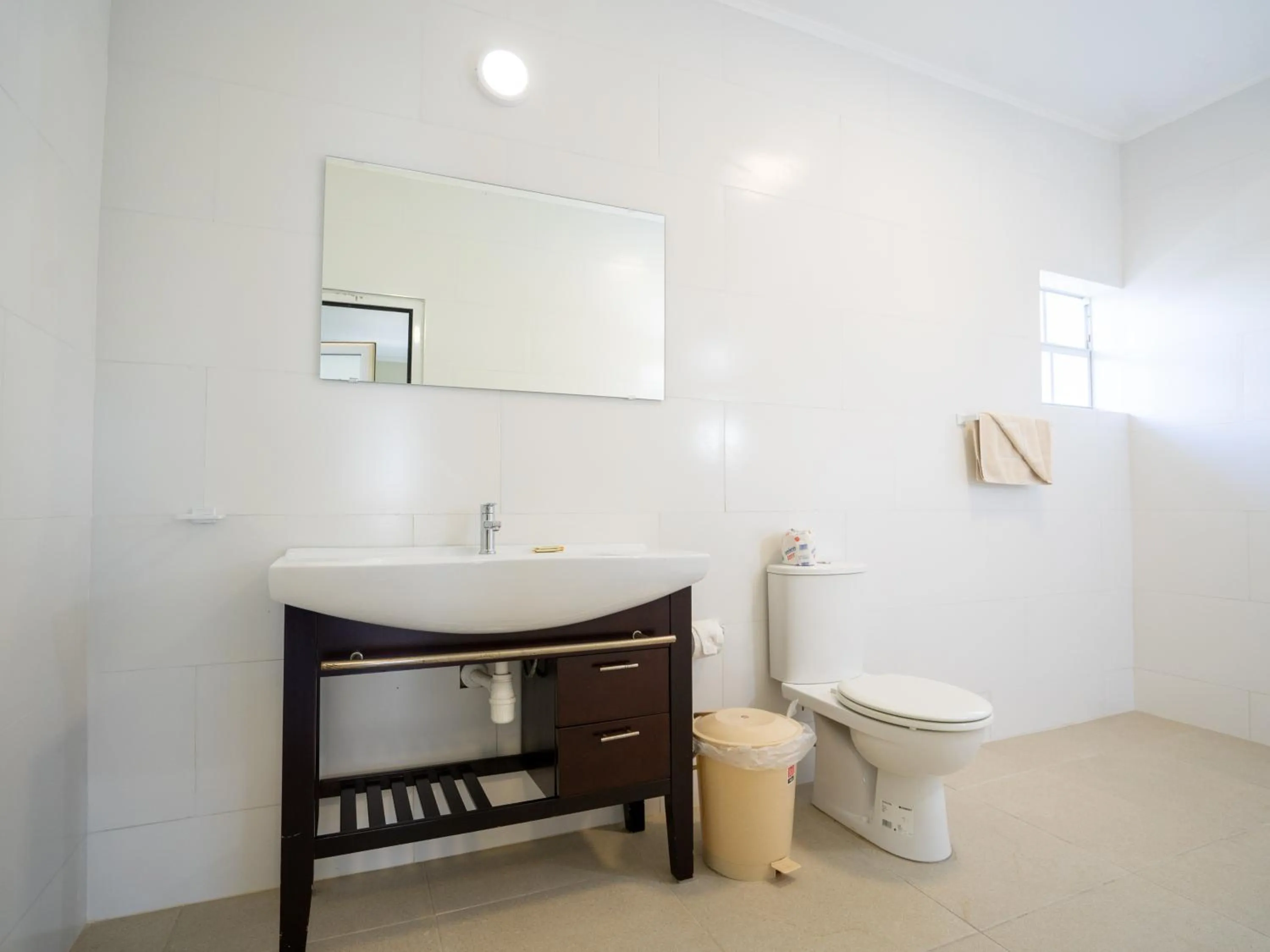 Bathroom in Delynne Boutique Hotel