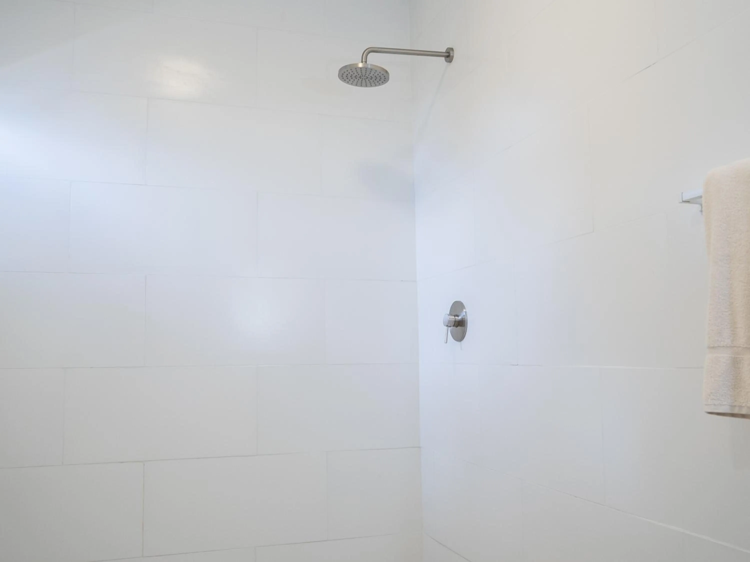 Shower in Delynne Boutique Hotel