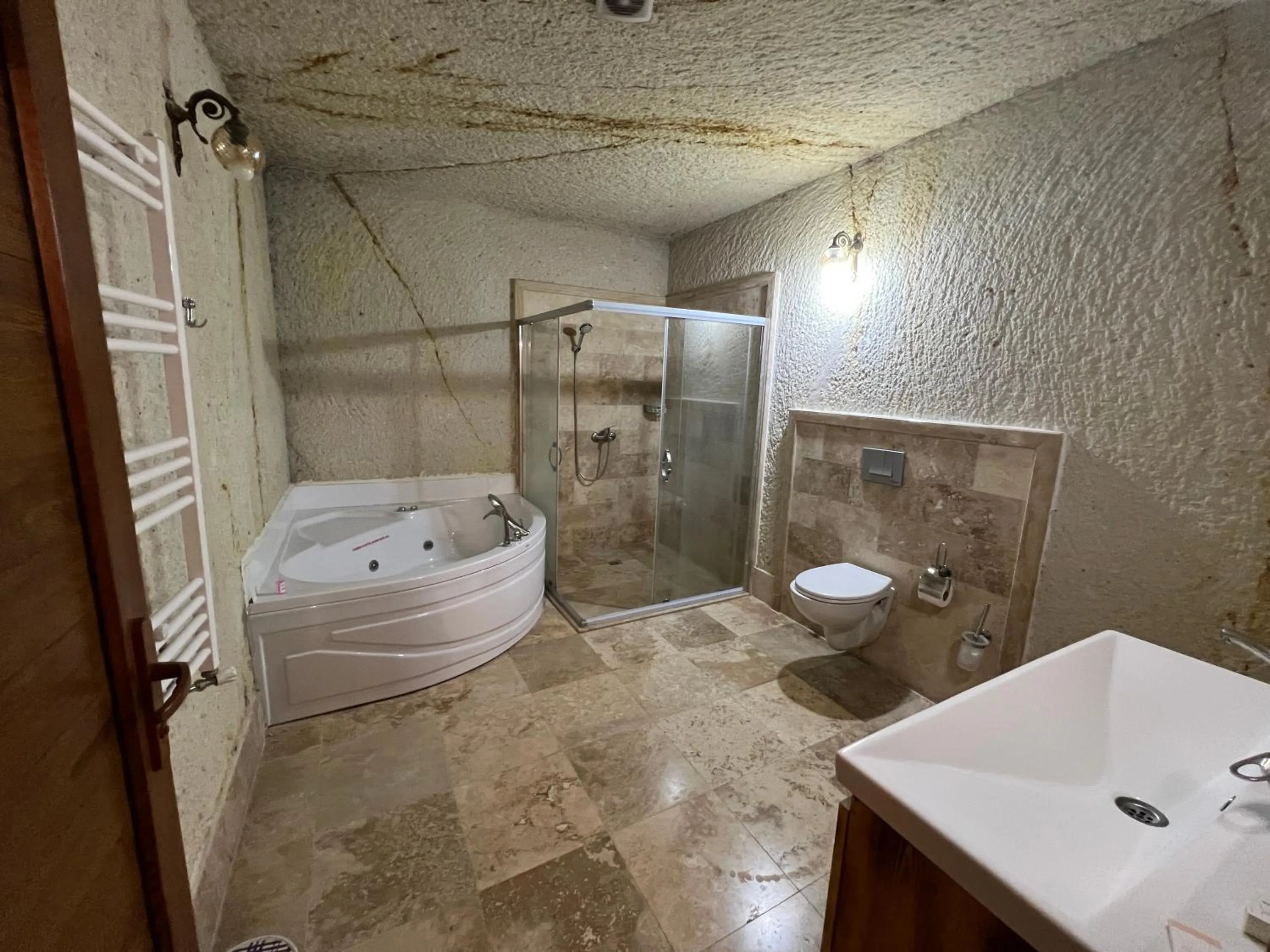 Bathroom in Tatlı Kaya Otel