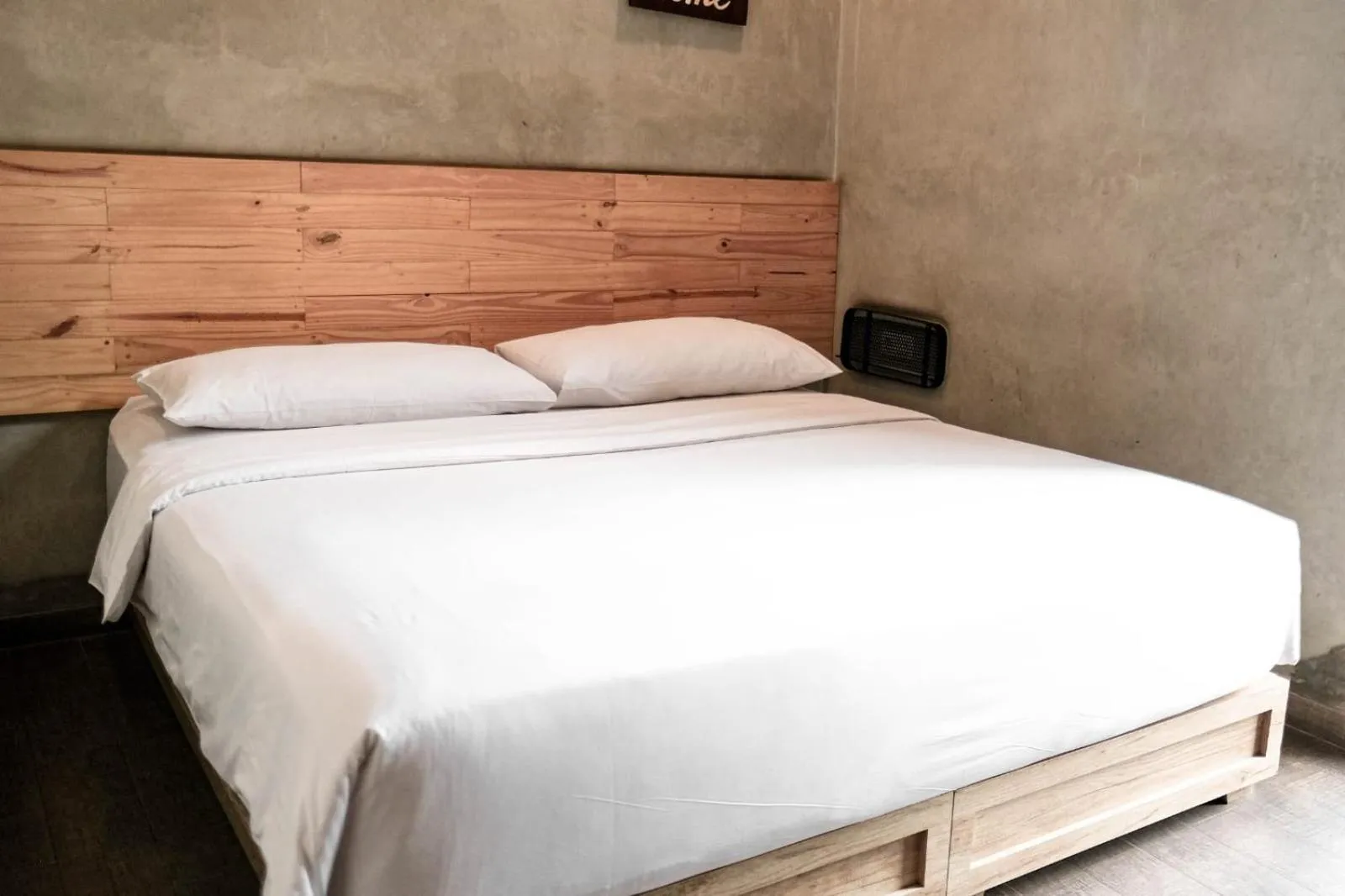 Bed in Hotel Summerville