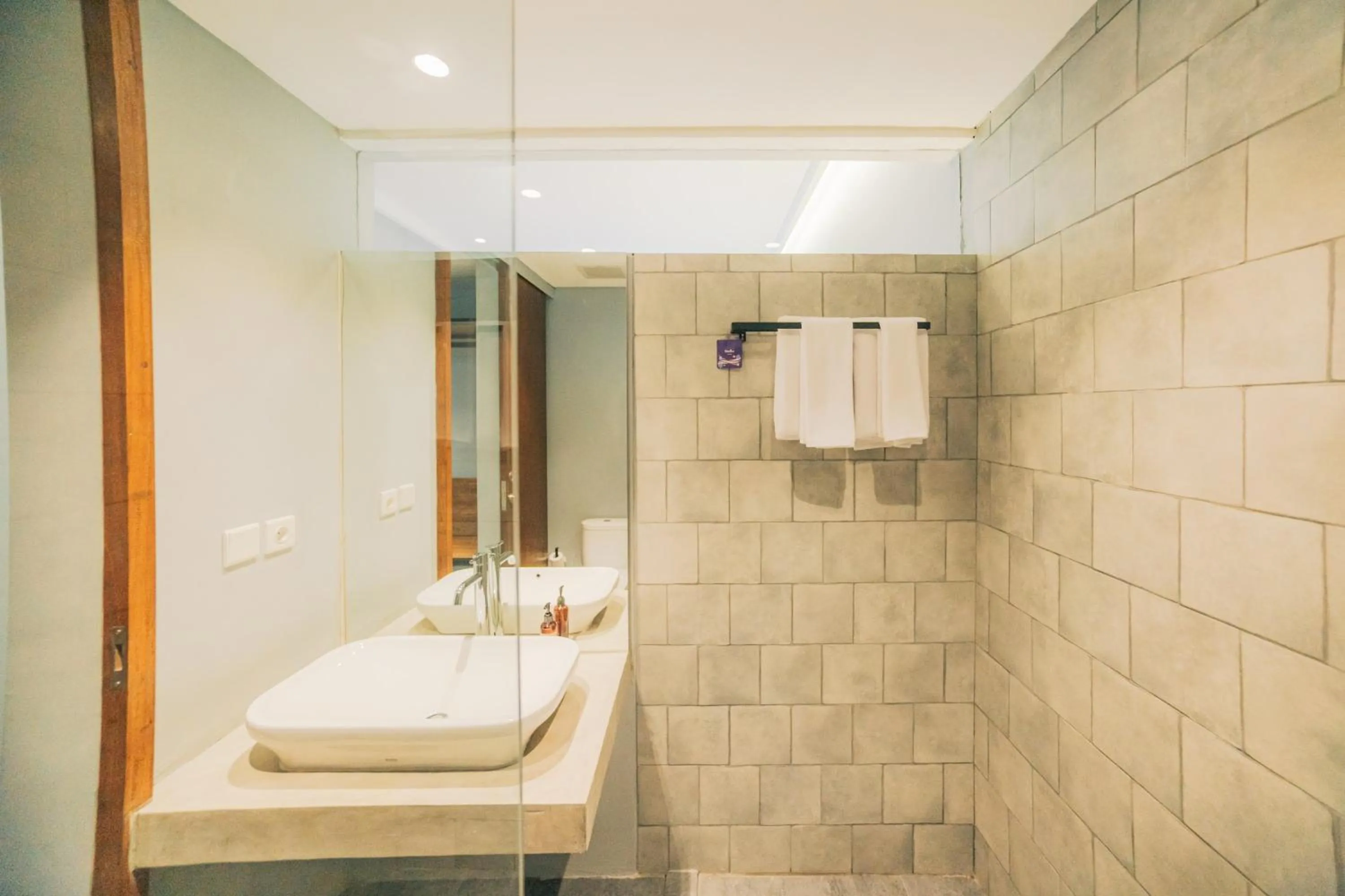 Bathroom in Bestah Coliving