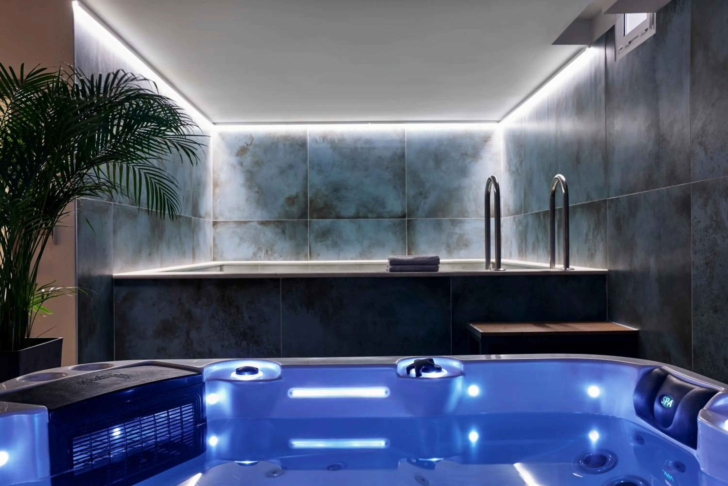 Spa and wellness centre/facilities in Celestial All Suites