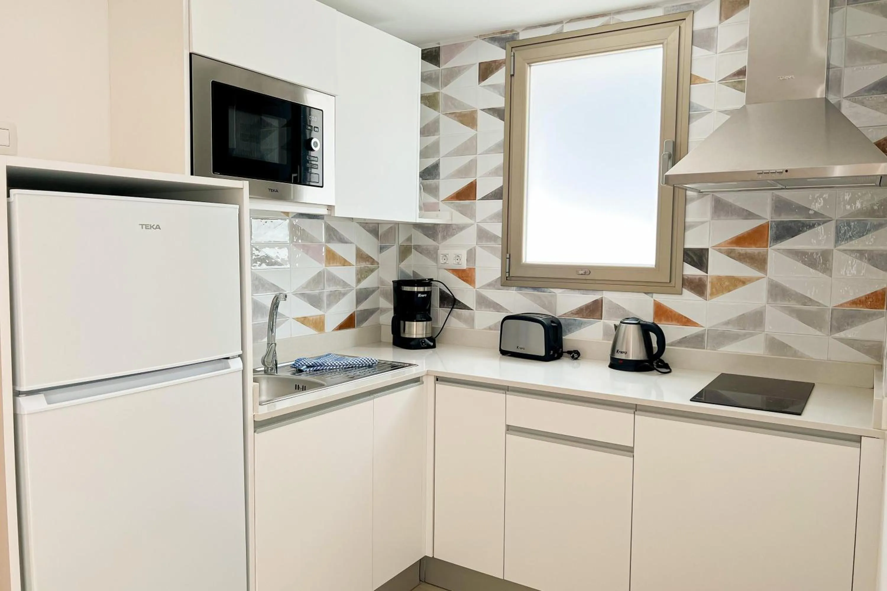 Coffee/tea facilities in Apartamentos Cordial Magec Taurito