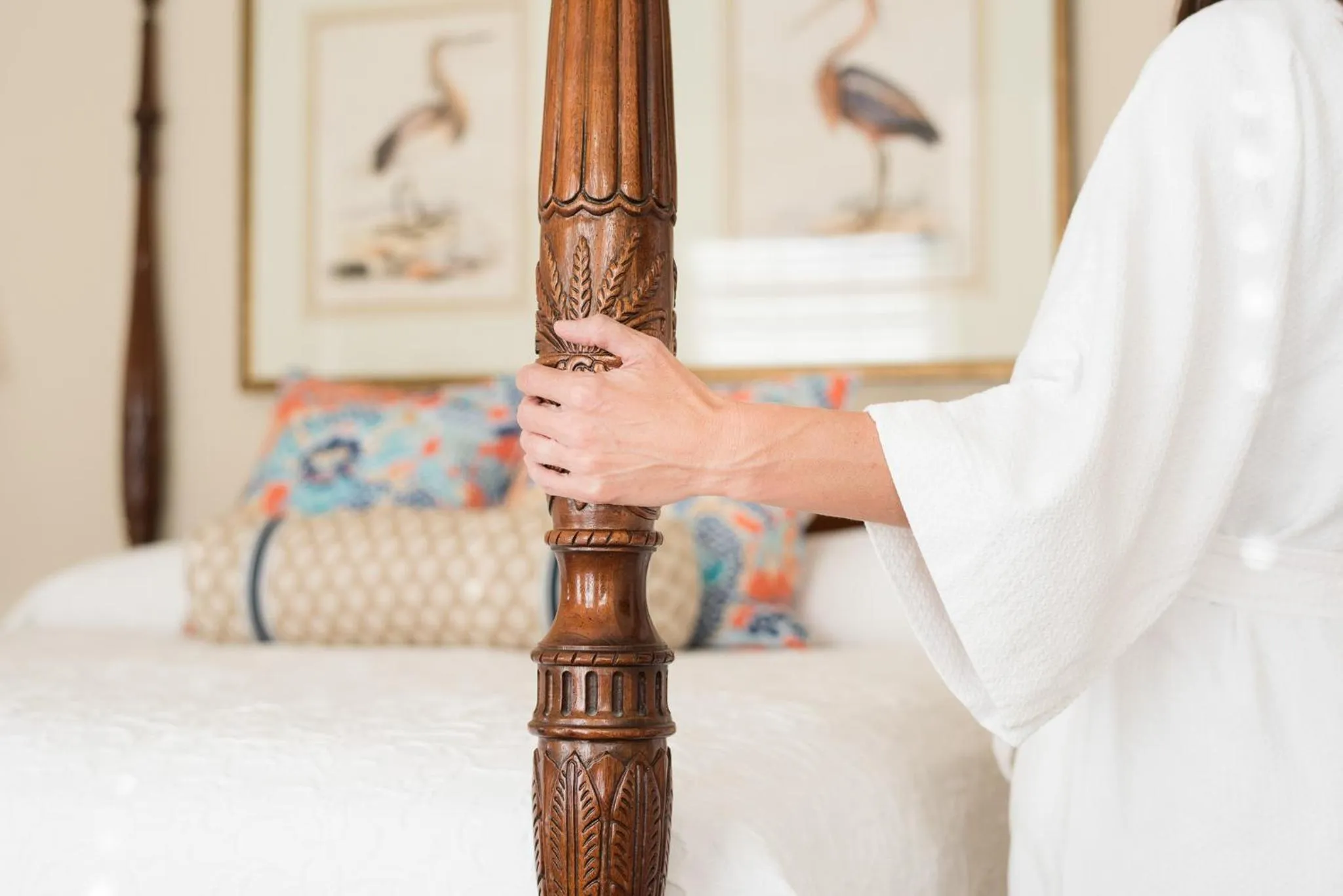 Bed in Kings Courtyard Inn