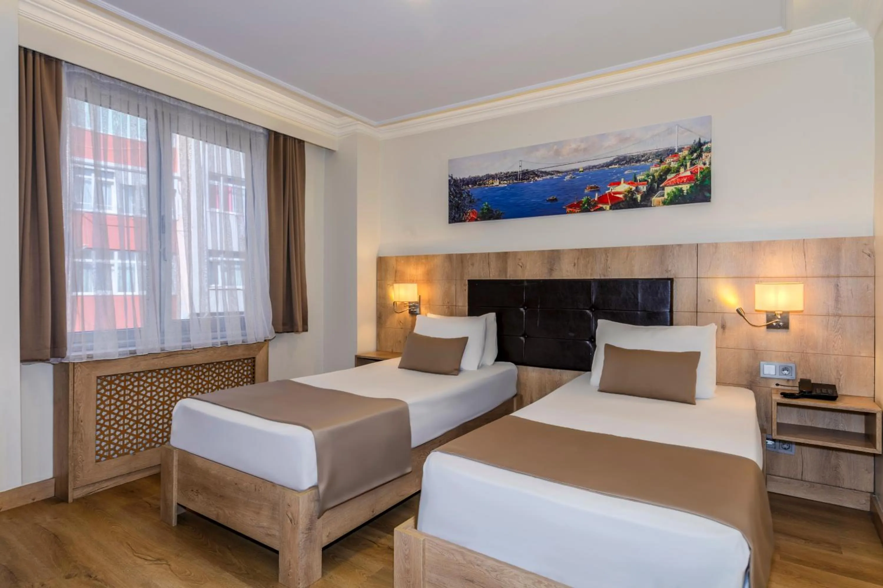 Photo of the whole room, Bed in Istanbul Old City Topkapi Porta Romanos Hotel Ottoman Heritage