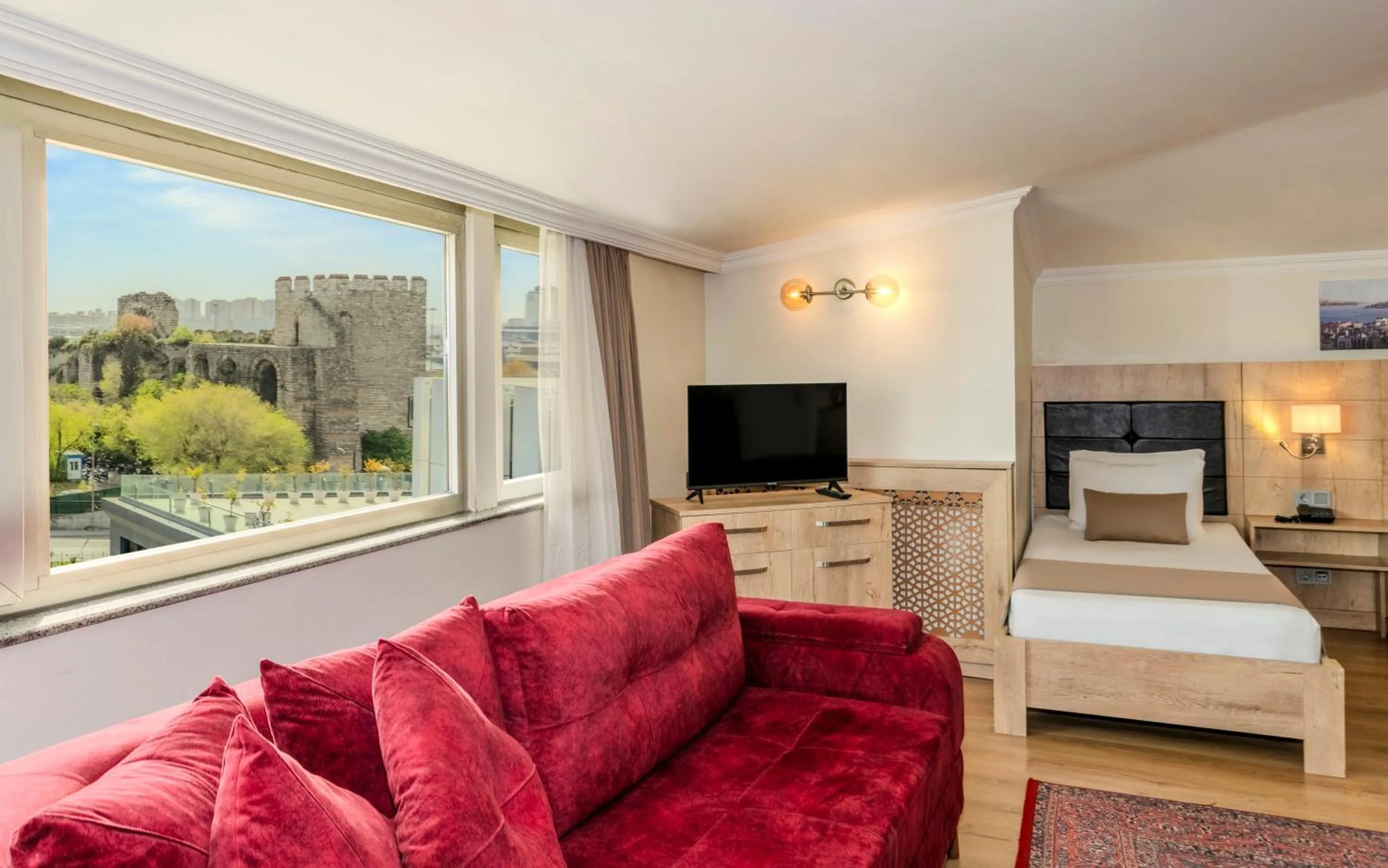 View (from property/room), Bed in Istanbul Old City Topkapi Porta Romanos Hotel Ottoman Heritage