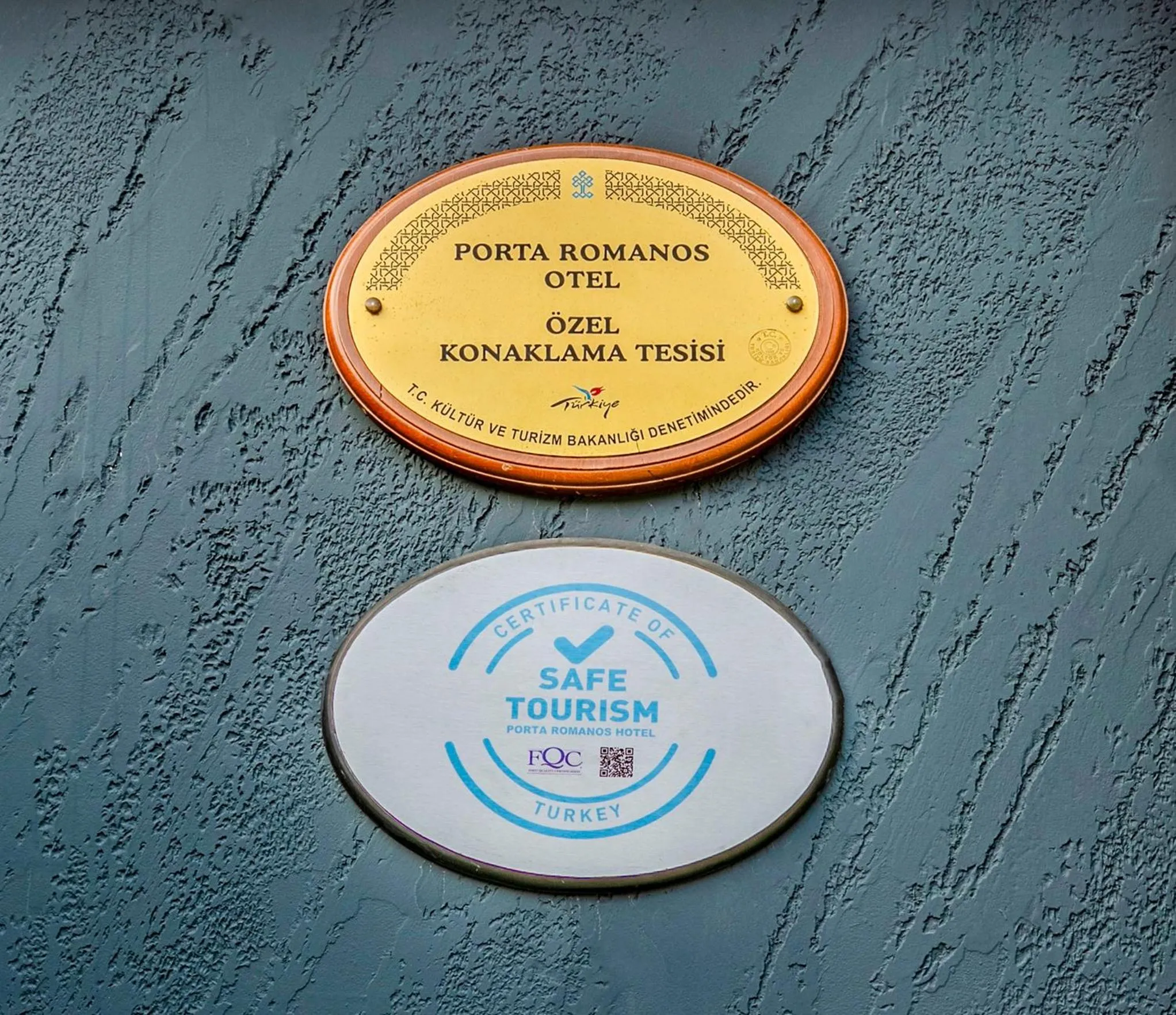 Property building in Istanbul Old City Topkapi Porta Romanos Hotel Ottoman Heritage