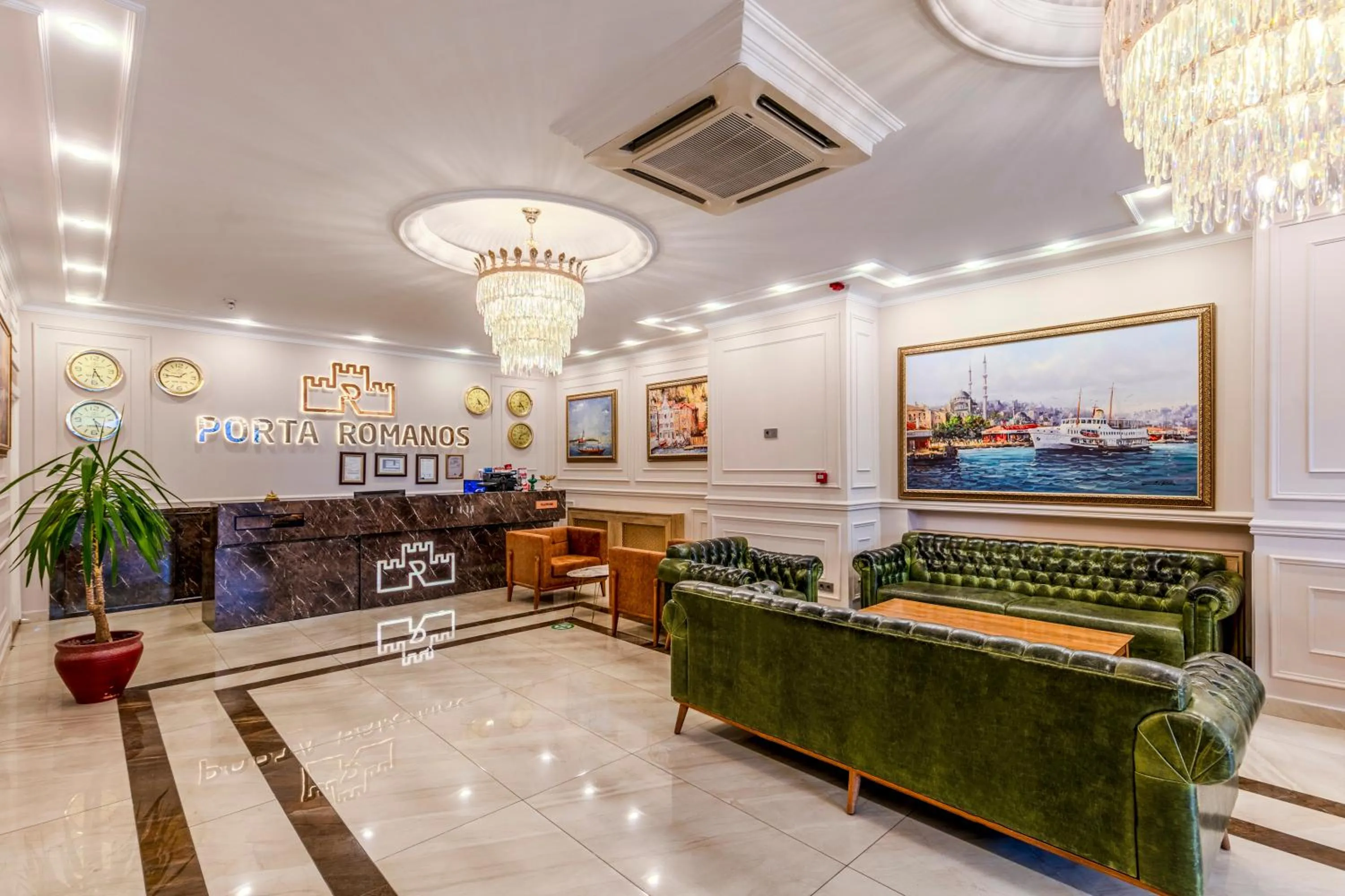 Lobby or reception in Istanbul Old City Topkapi Porta Romanos Hotel Ottoman Heritage