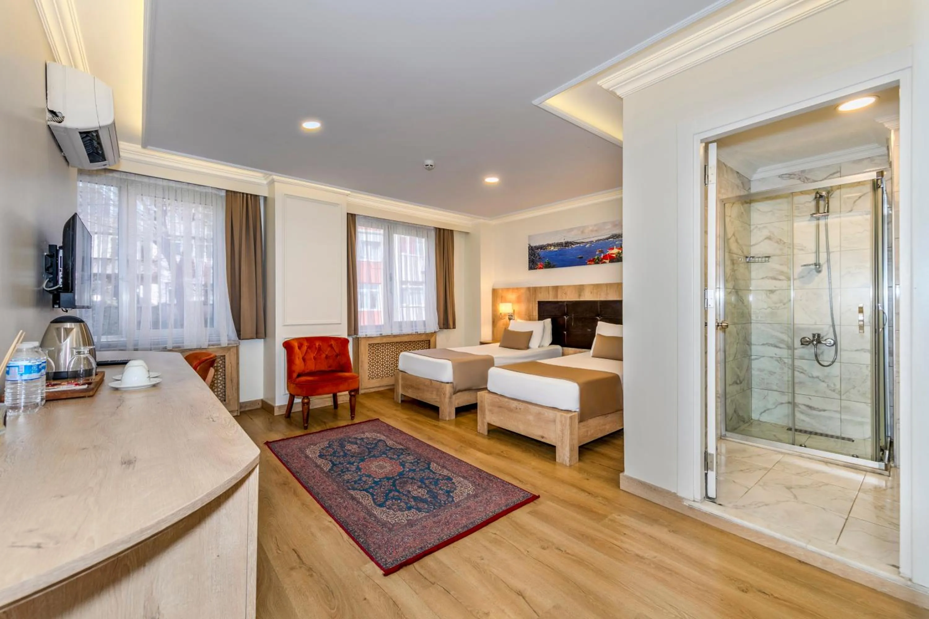 Photo of the whole room, Bed in Istanbul Old City Topkapi Porta Romanos Hotel Ottoman Heritage