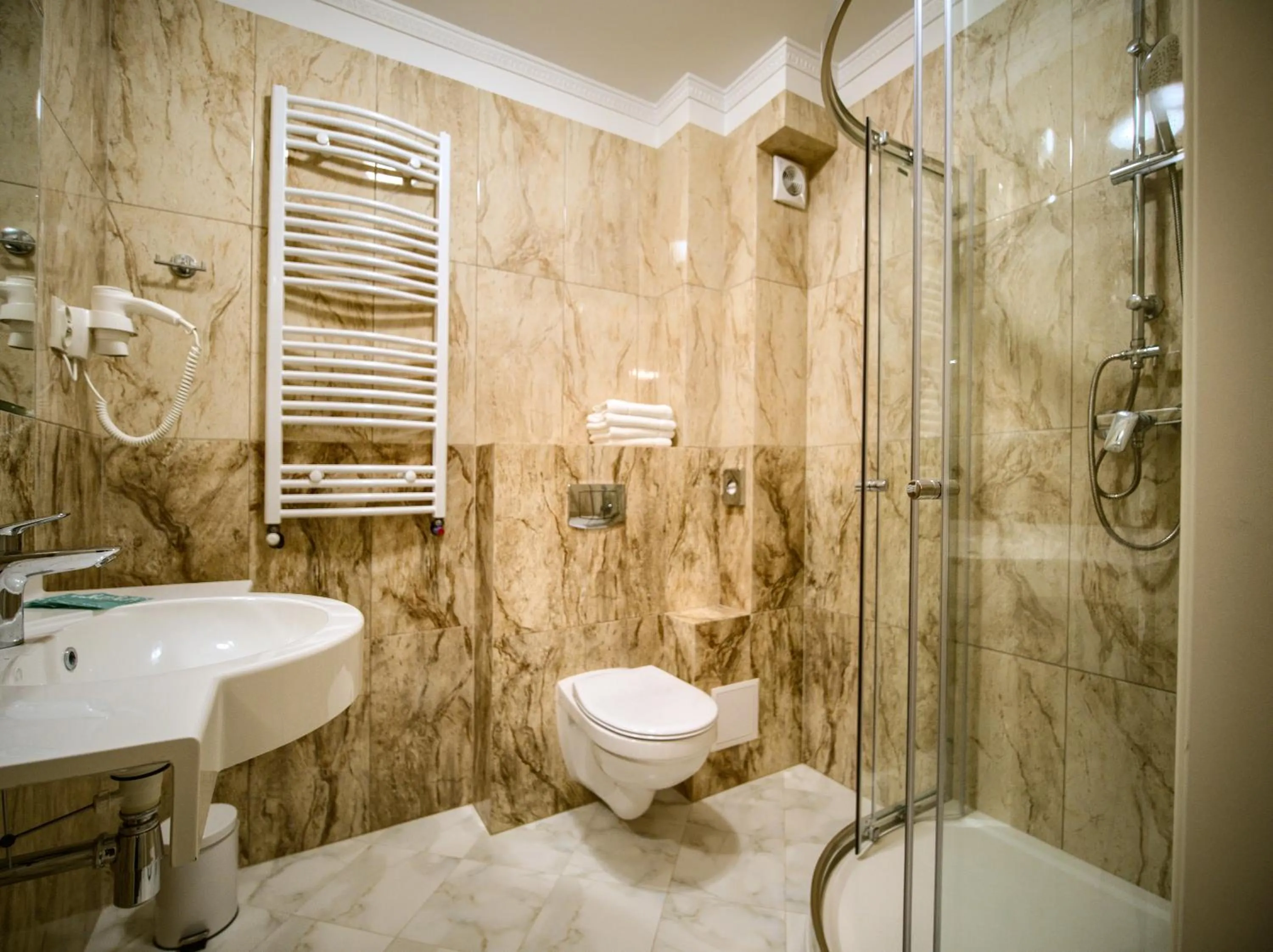 Bathroom in ApartHotel Hubertus