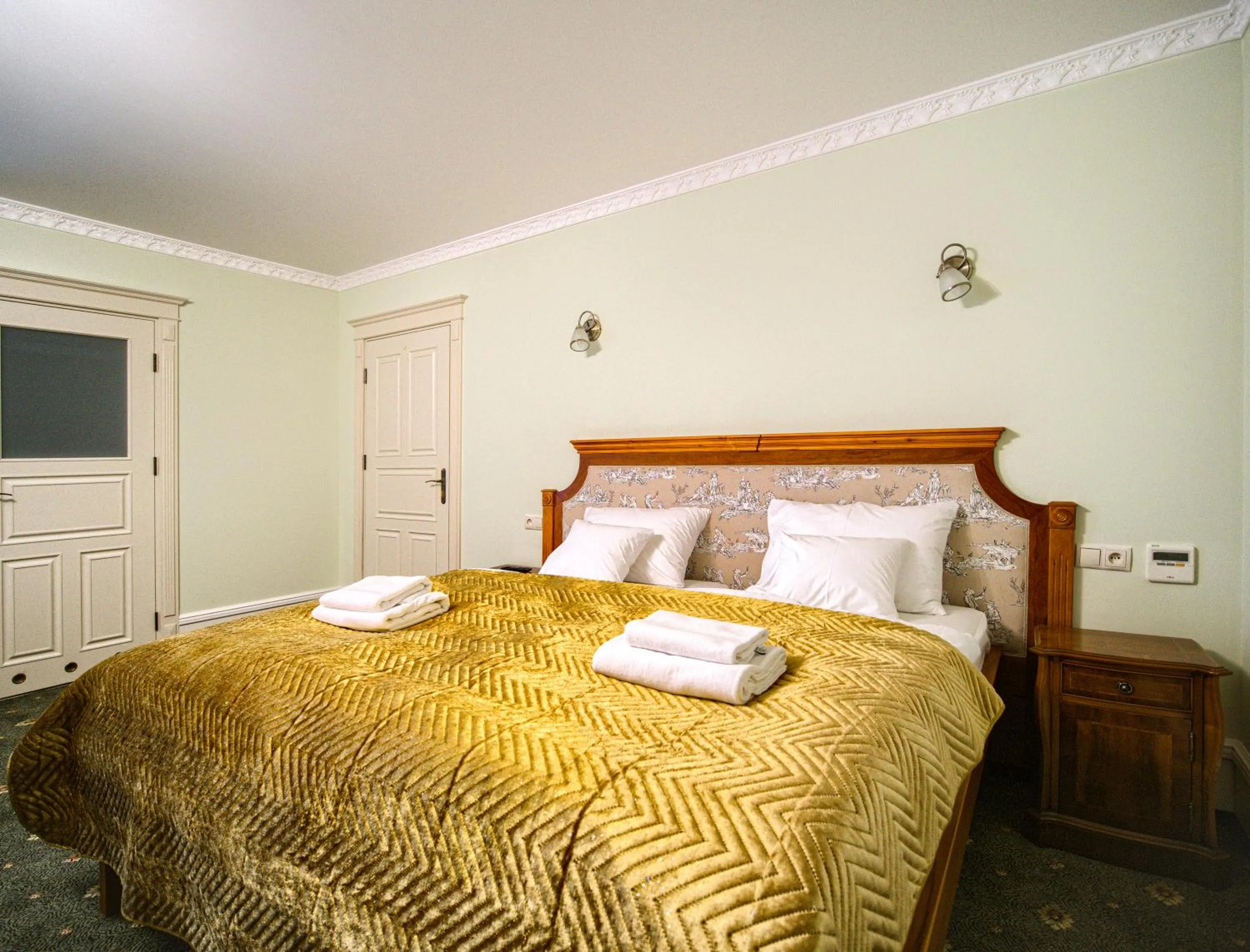 Bed in ApartHotel Hubertus