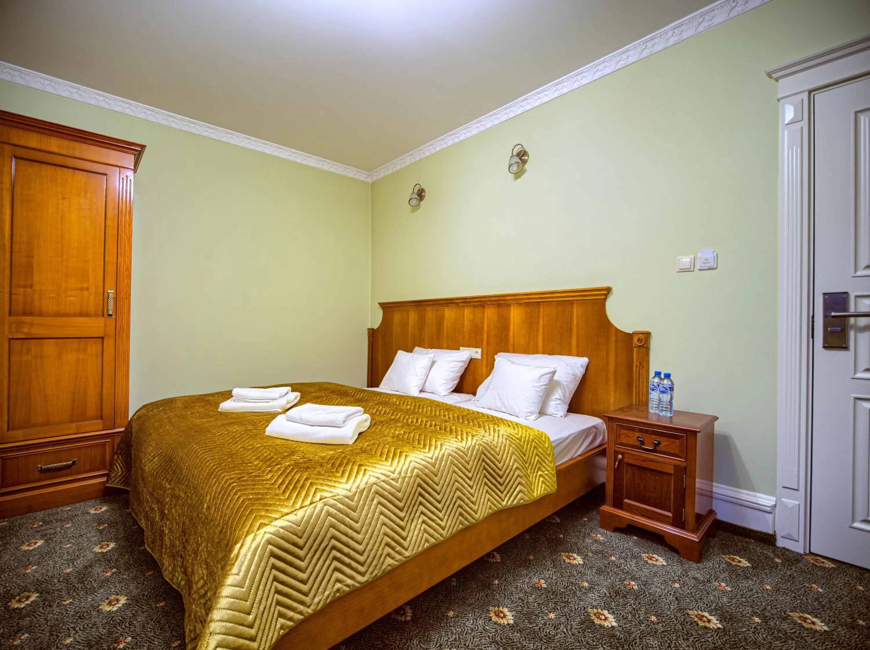 Bed in ApartHotel Hubertus