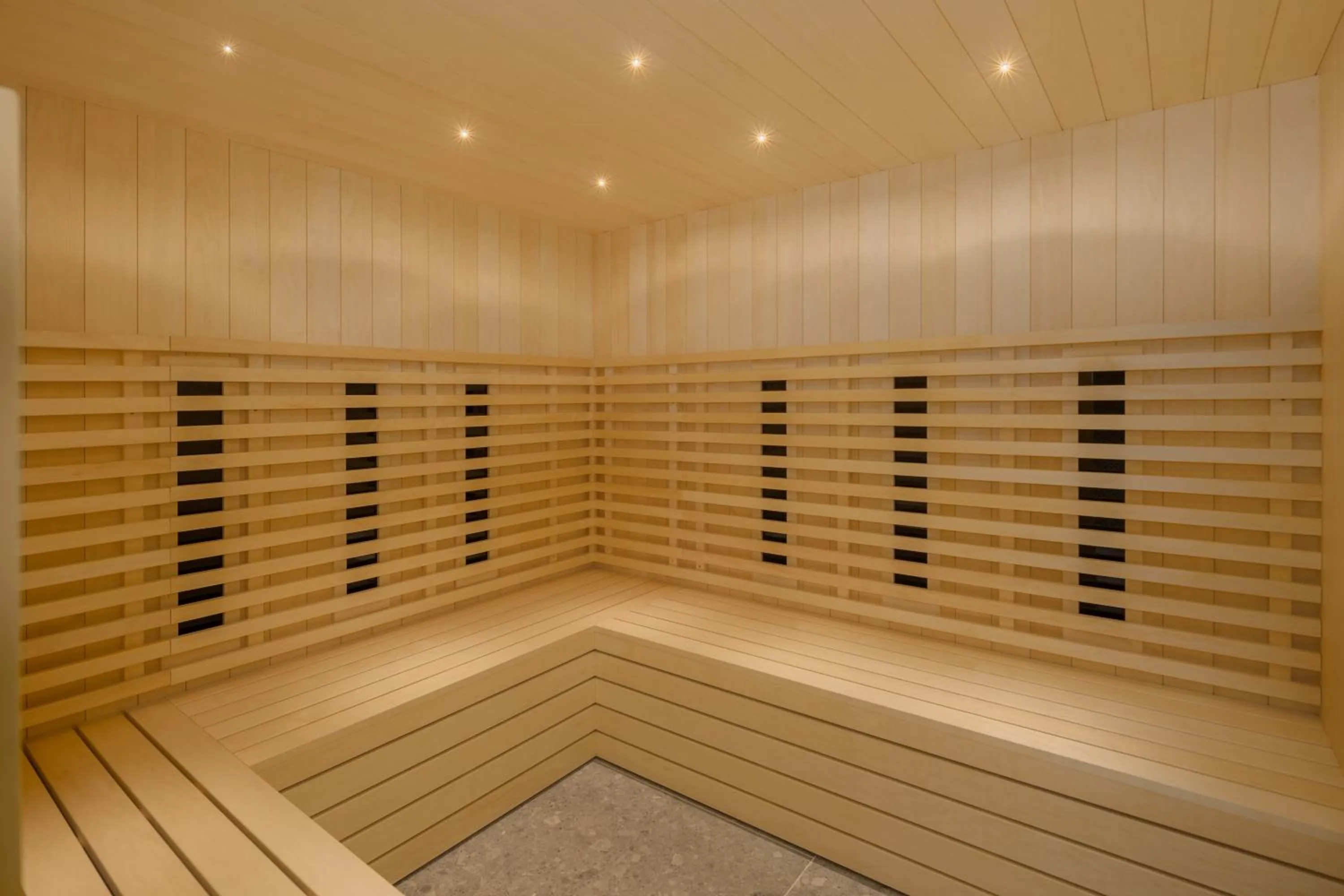 Luxury Glamping Beach Villas Porto Bus