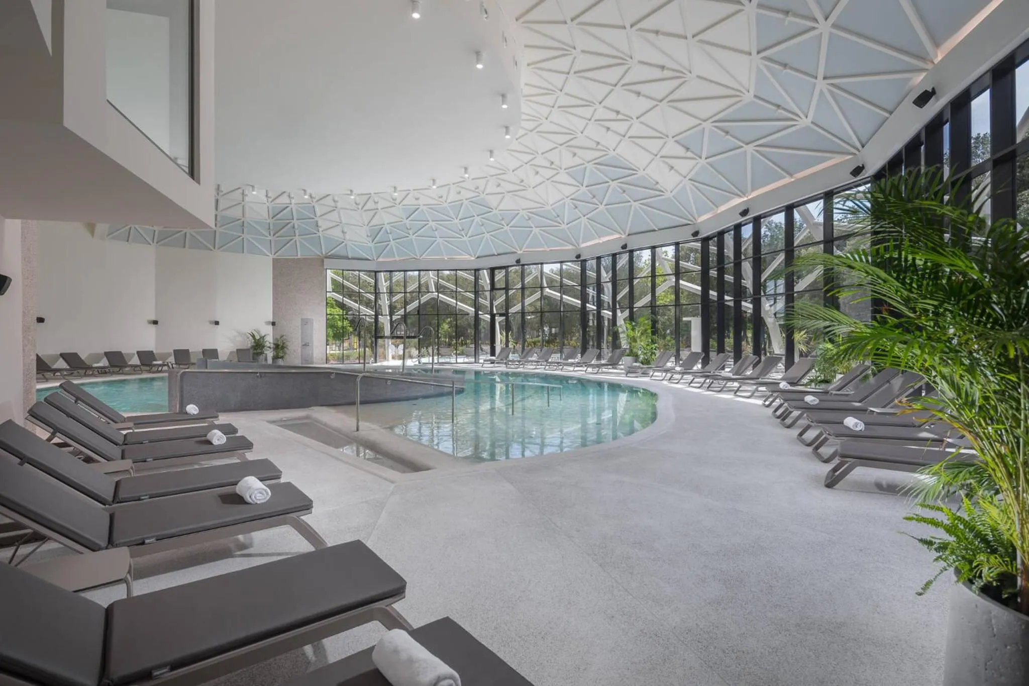 Luxury Glamping Beach Villas Porto Bus