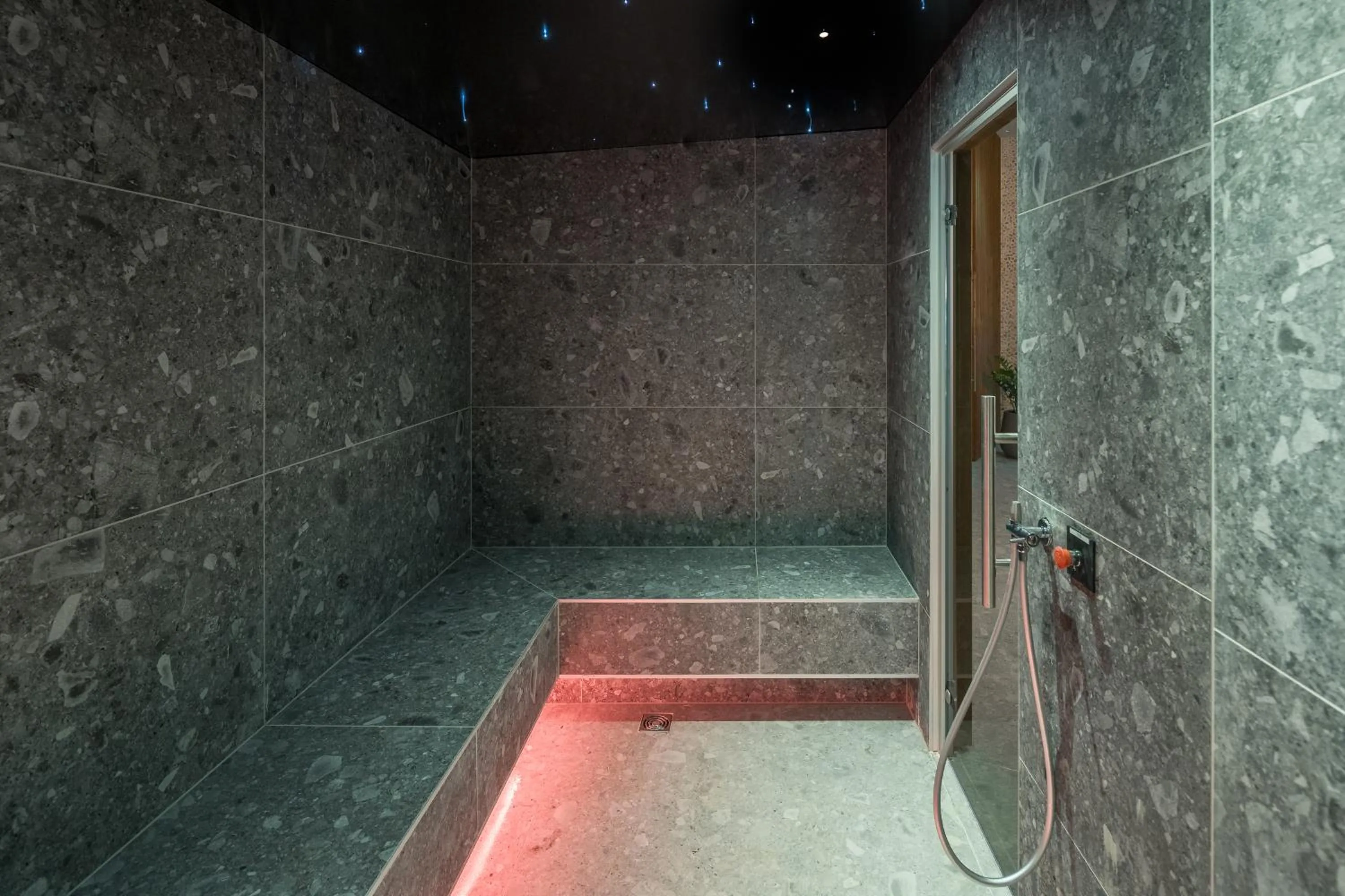 Luxury Glamping Beach Villas Porto Bus