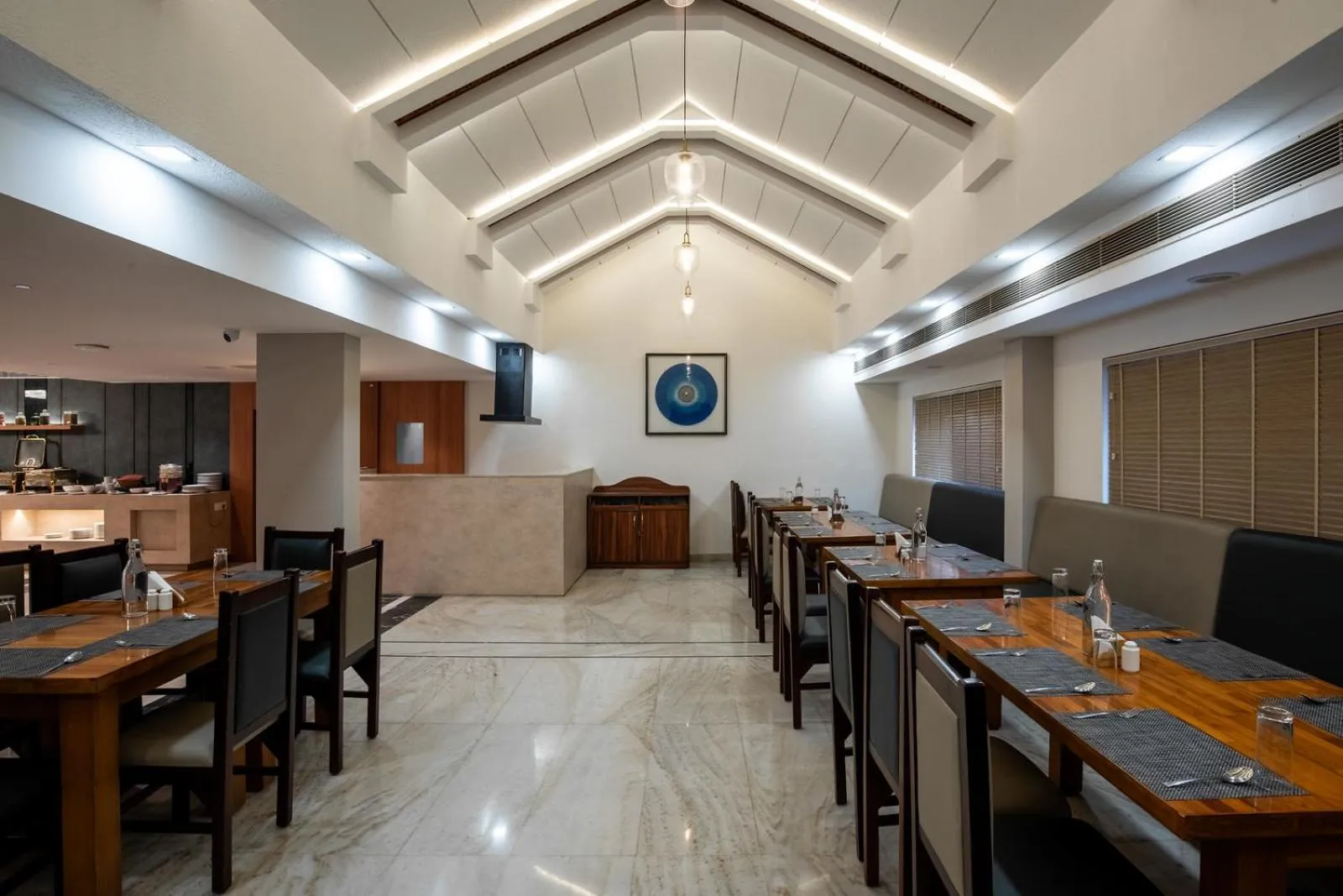 Restaurant/places to eat in Royal Regency