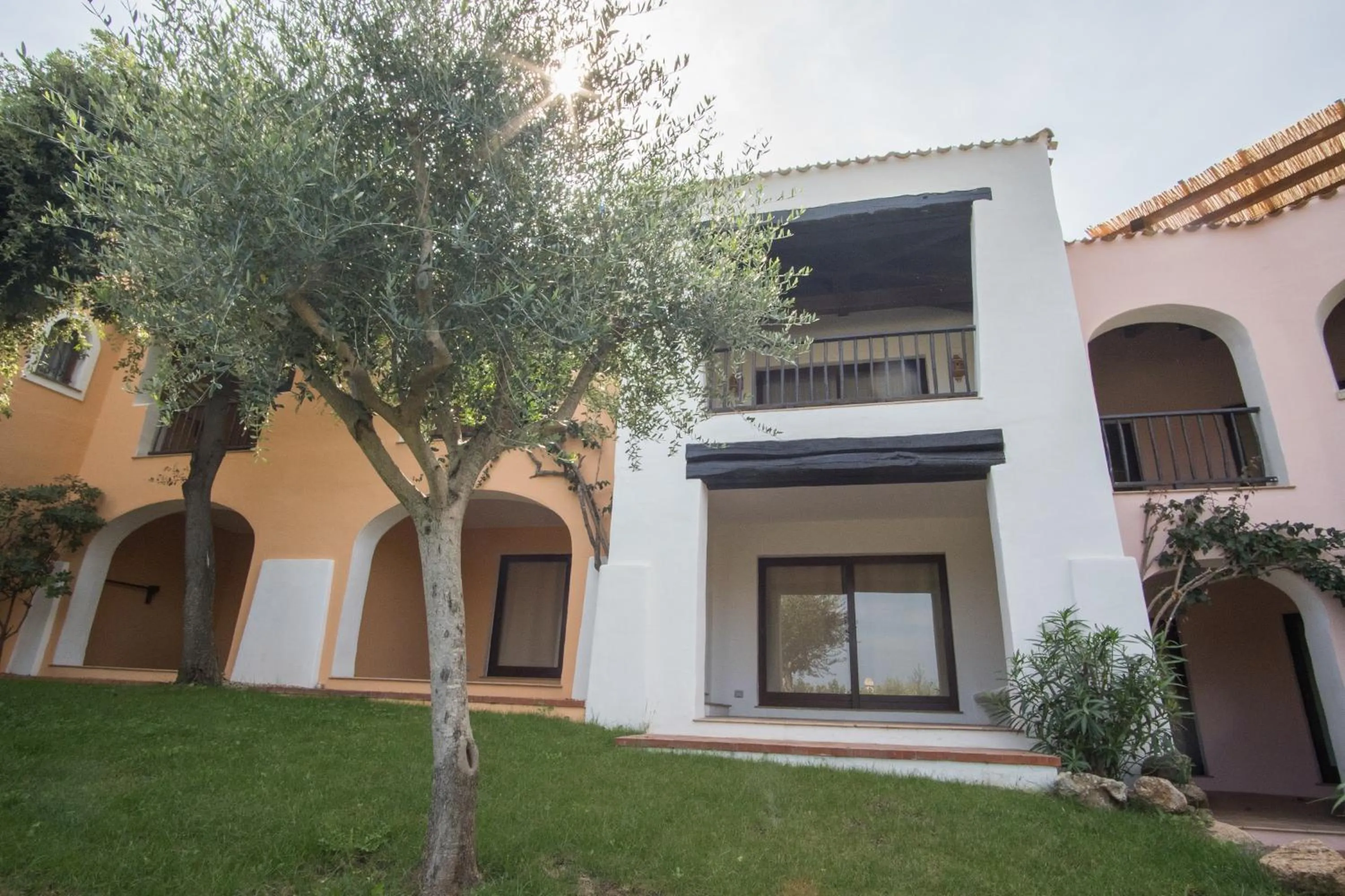 Property building in Il Giardino degli Oleandri