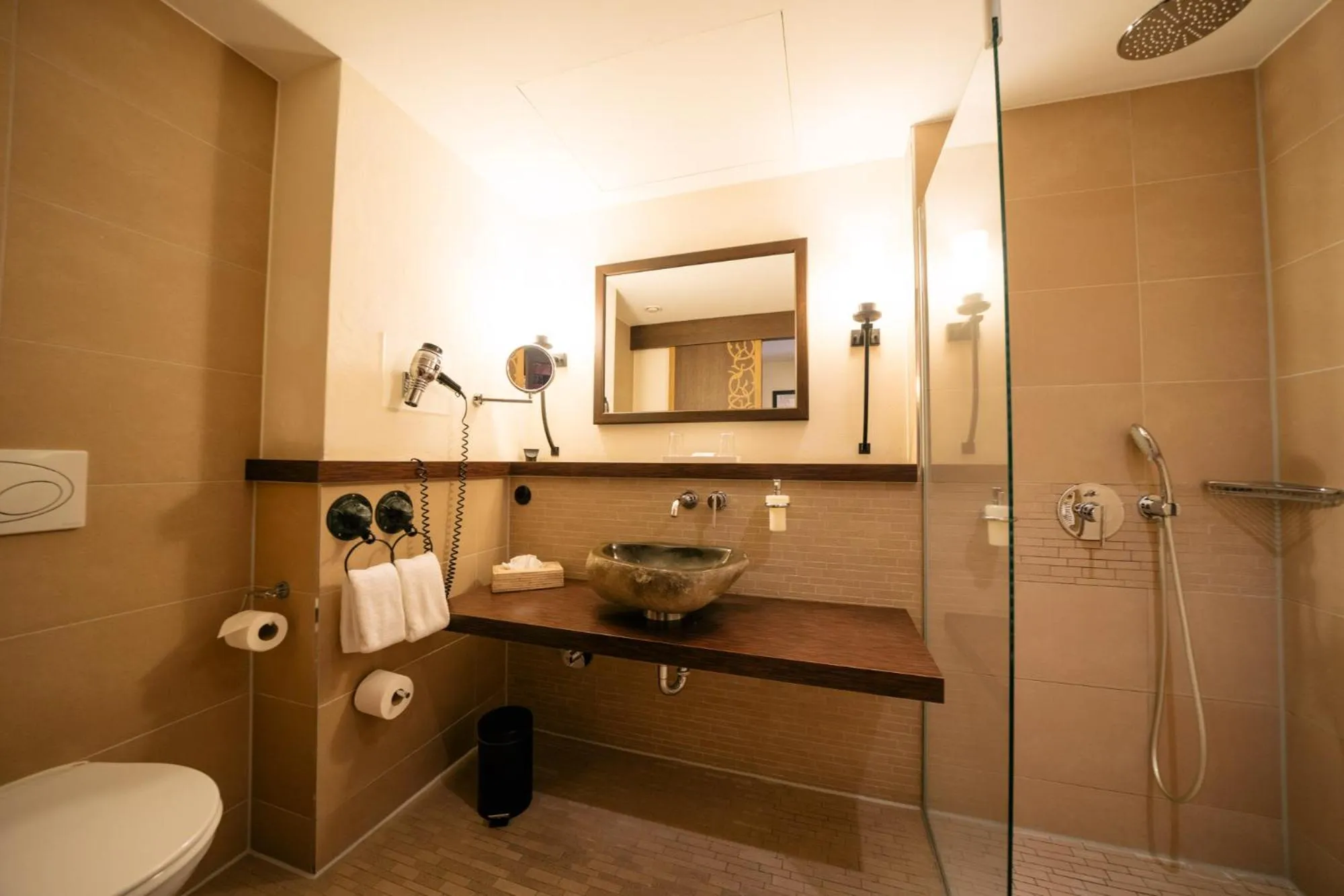 Shower in Park-Hotel Hagenbeck