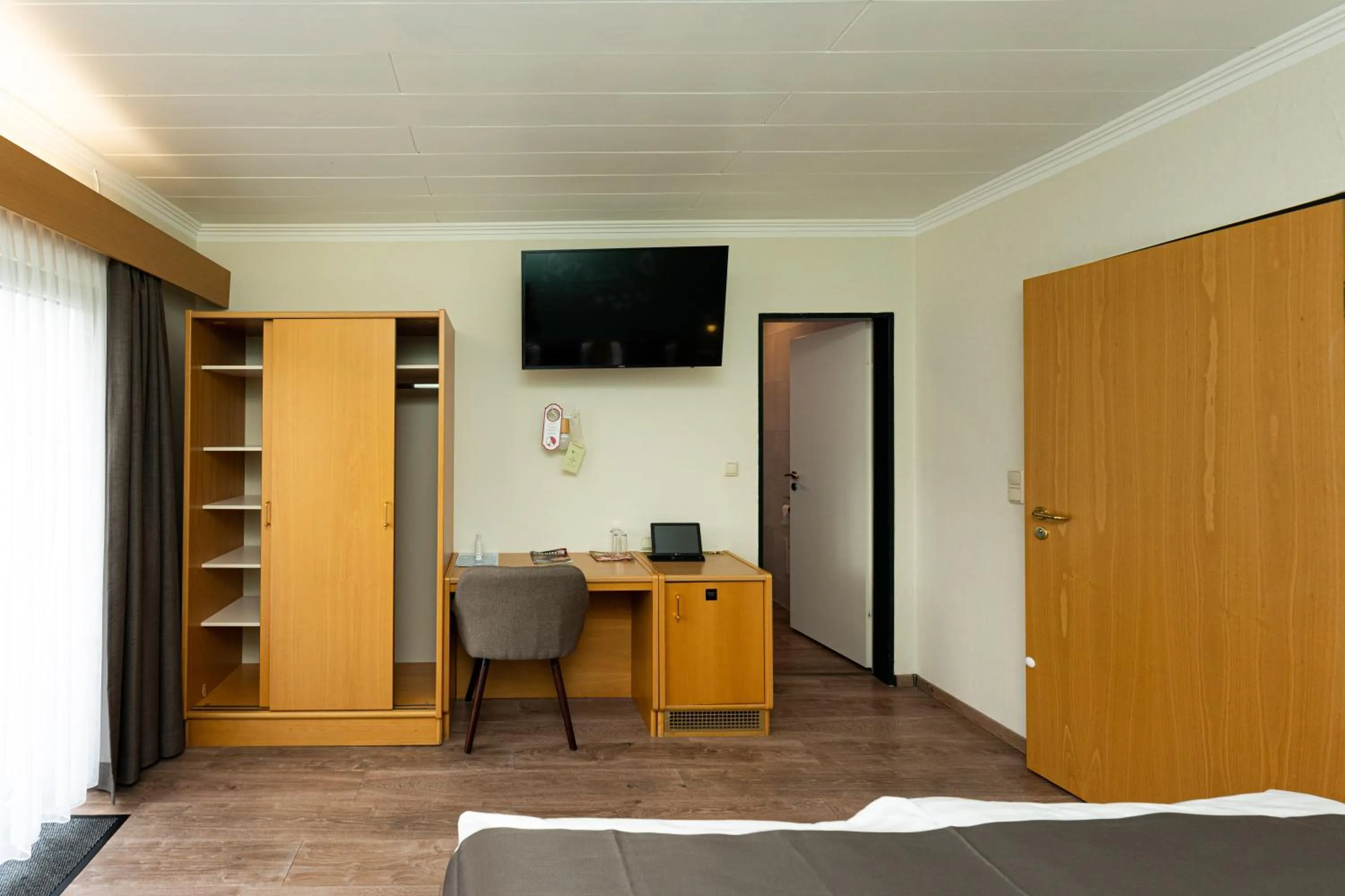 TV and multimedia, Bed in Waldhotel Kurfürst