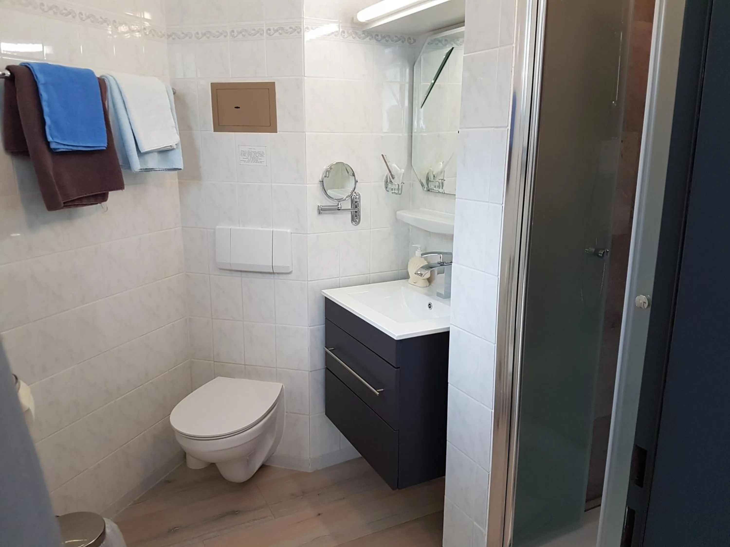 Bathroom in Waldhotel Kurfürst