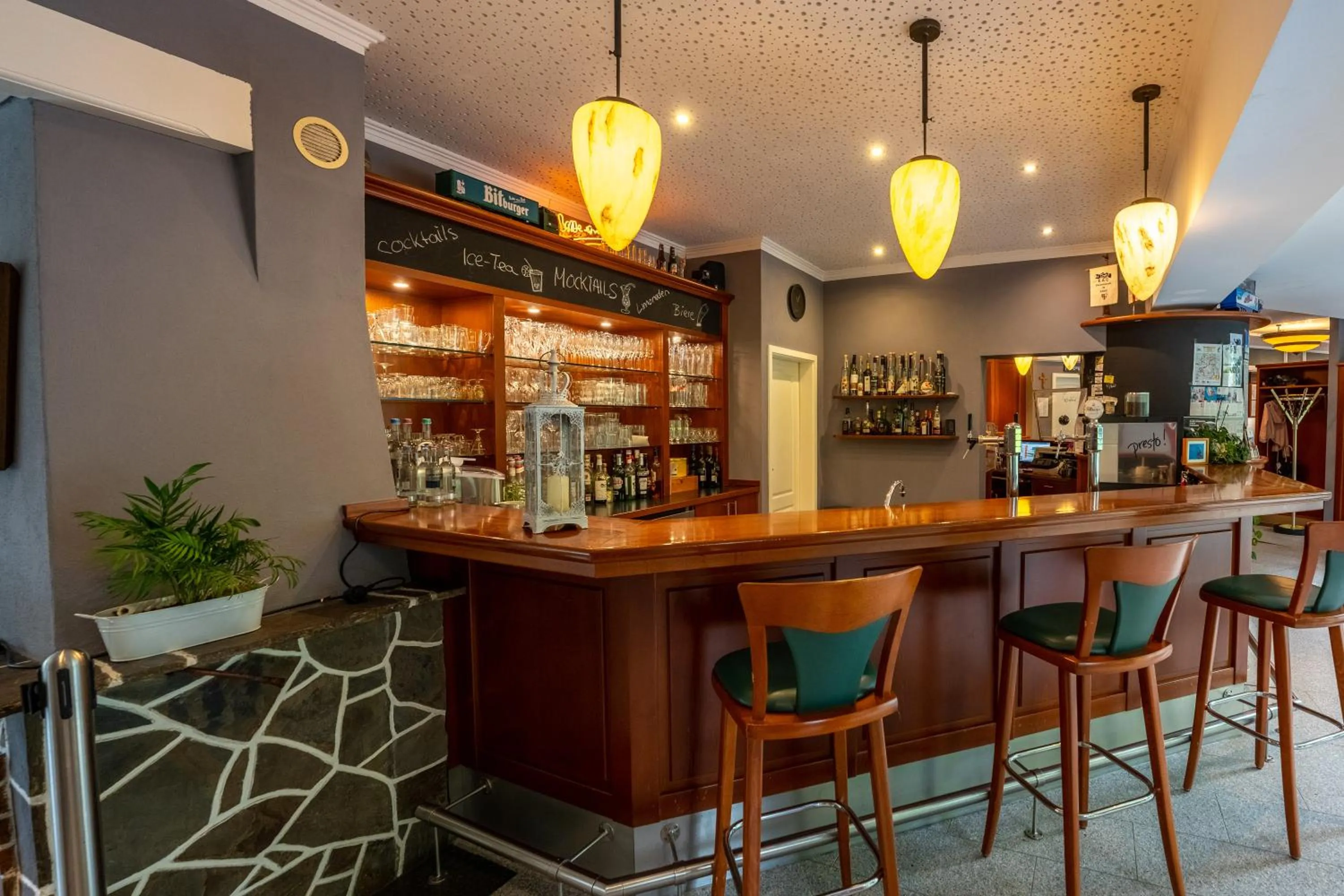 Lounge or bar in Waldhotel Kurfürst