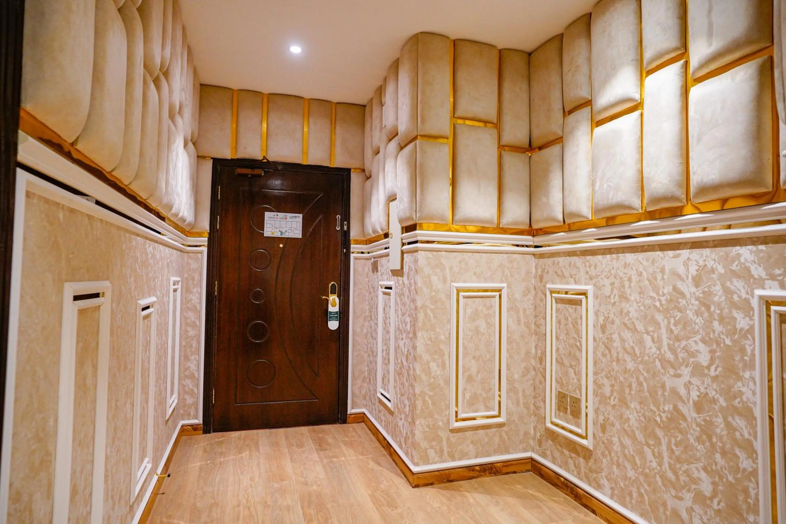 لامبرت للشقق المخدومة